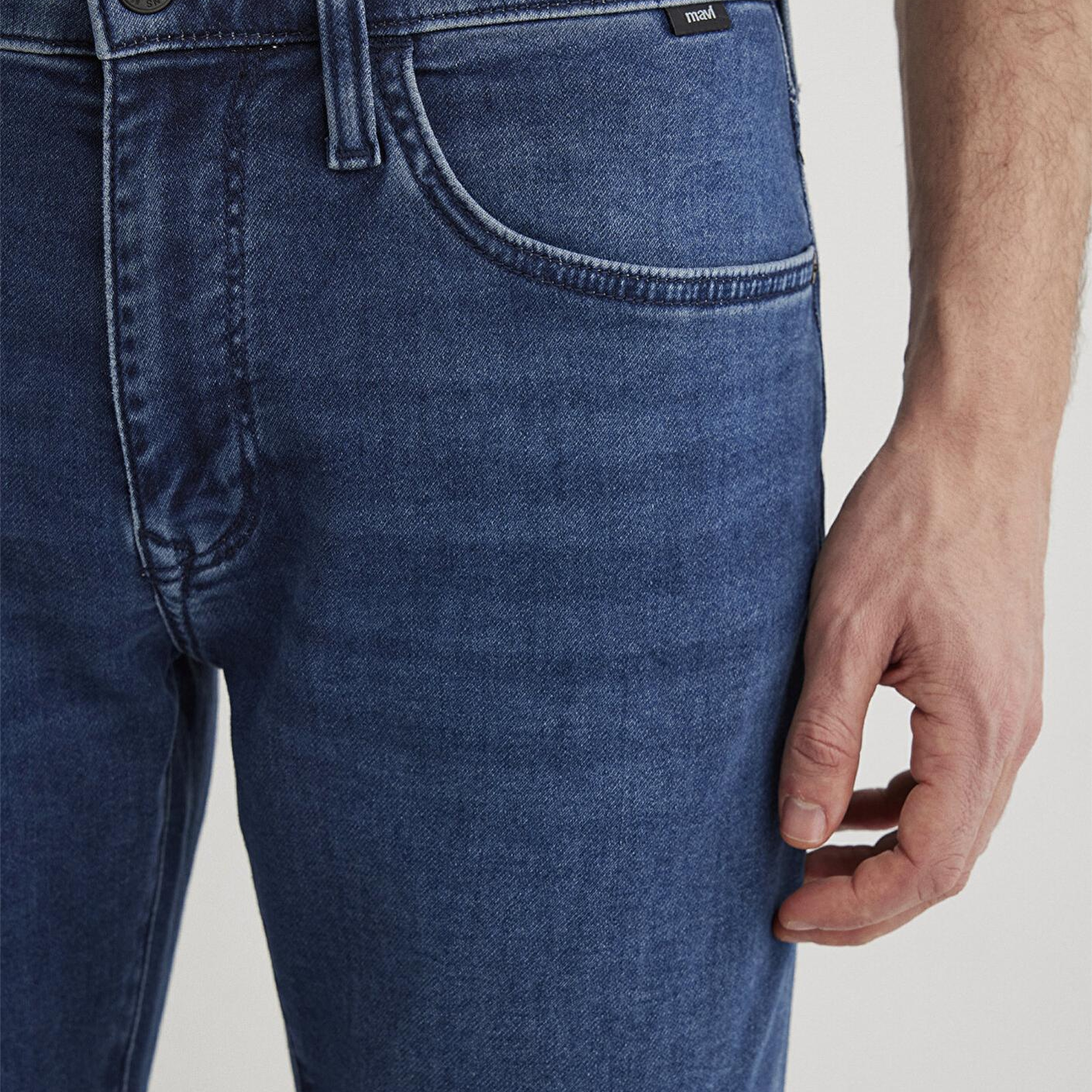 Mavi Marcus Sporty Koyu Mavi Jean Pantolon 0035182162