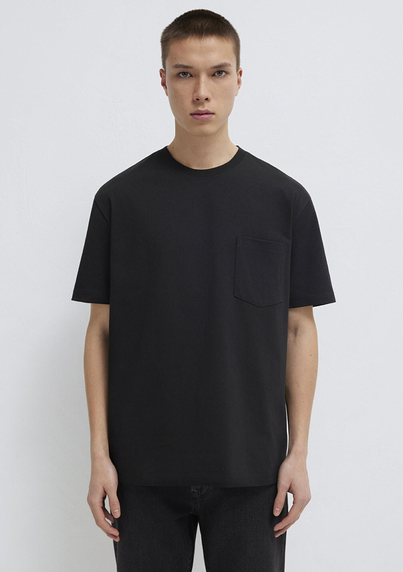 Mavi Cep Detaylı Siyah Basic Tişört Loose Fit / Bol Rahat Kesim 066248-900