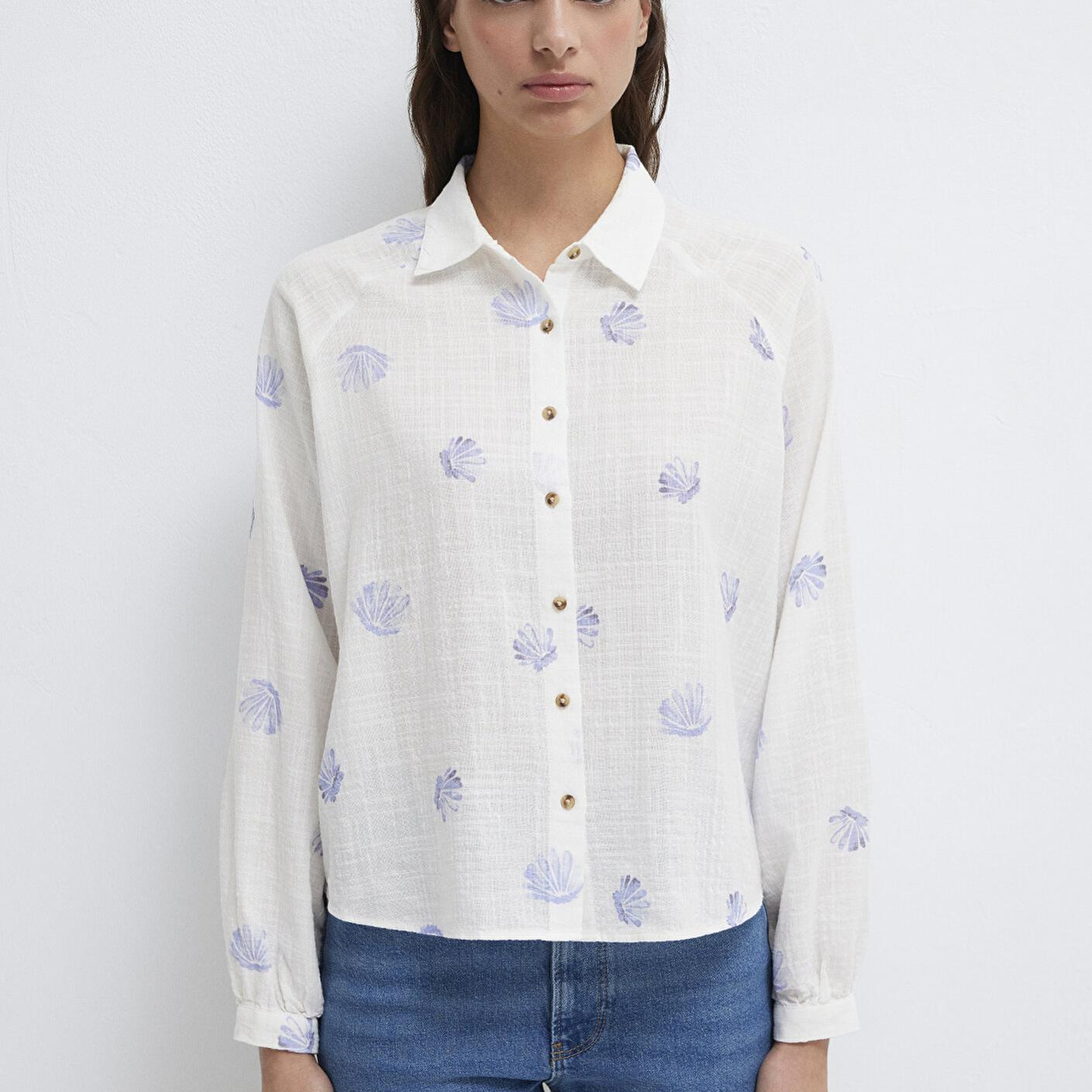 Mavi Deniz Kabuğu Baskılı Ekru Gömlek Loose Fit / Bol Rahat Kesim 122514-91497