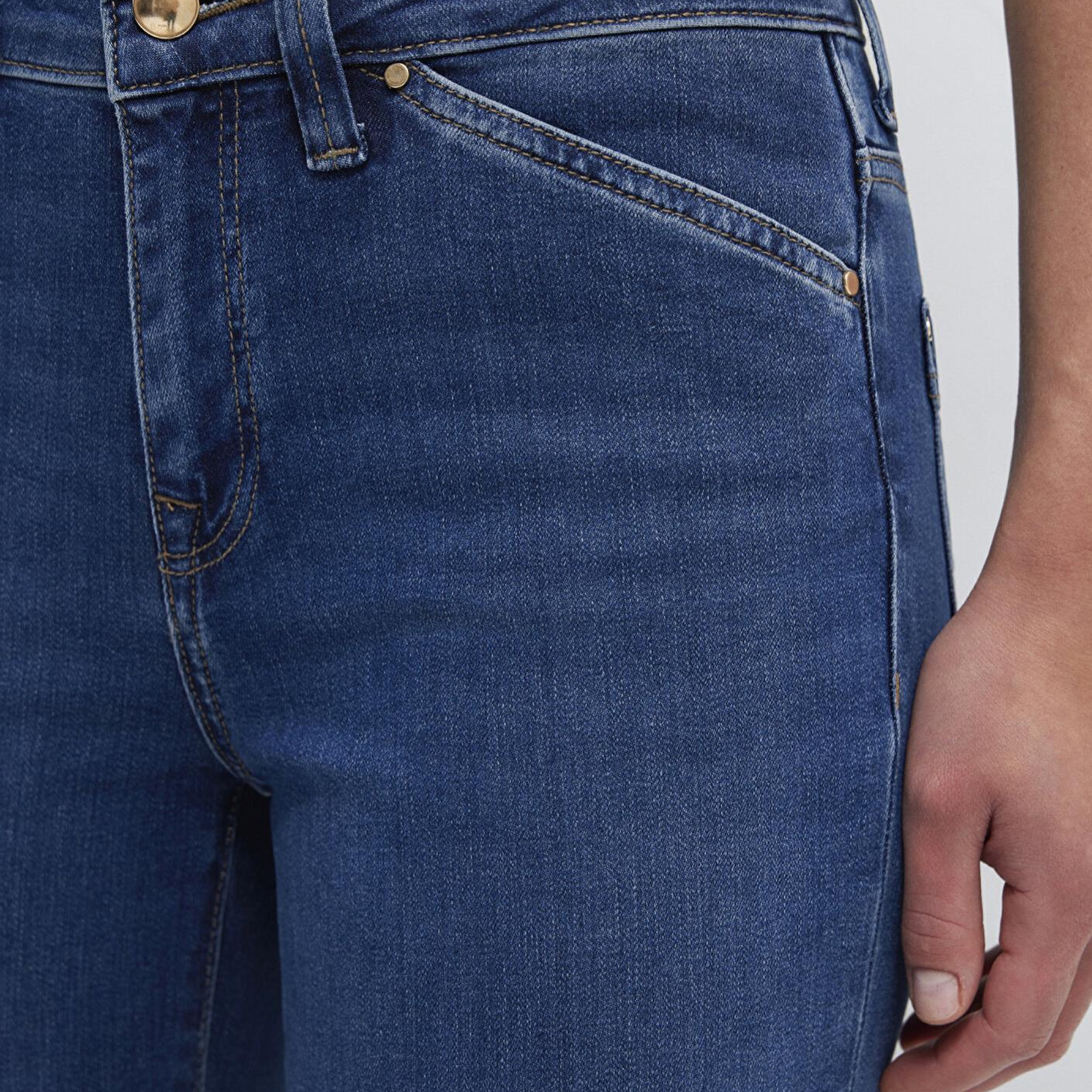 Mavi Sydney Gold Premium Vintage Koyu Mavi Jean Pantolon 10811A1337