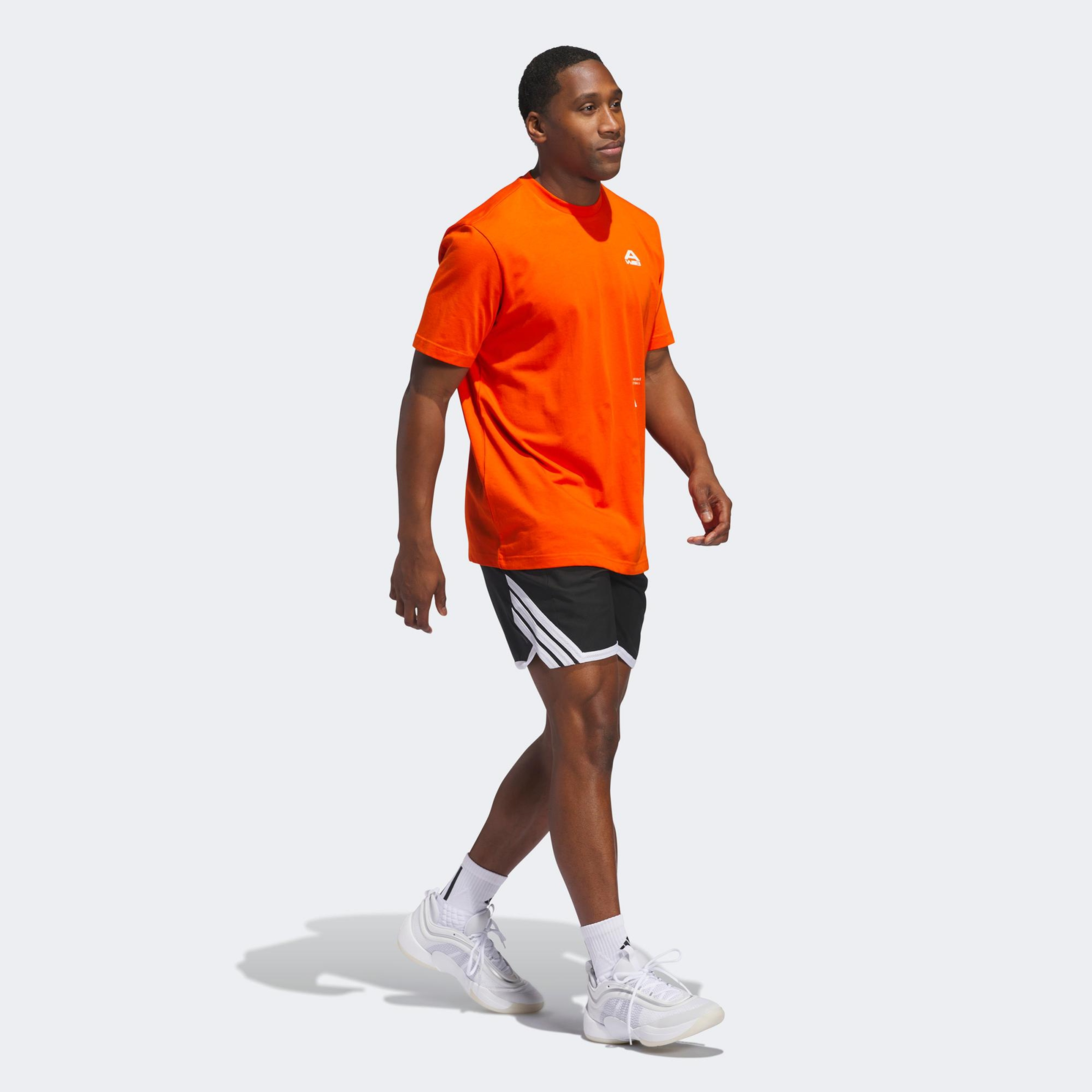 adidas Basketbol Baskılı Erkek Turuncu T-Shirt