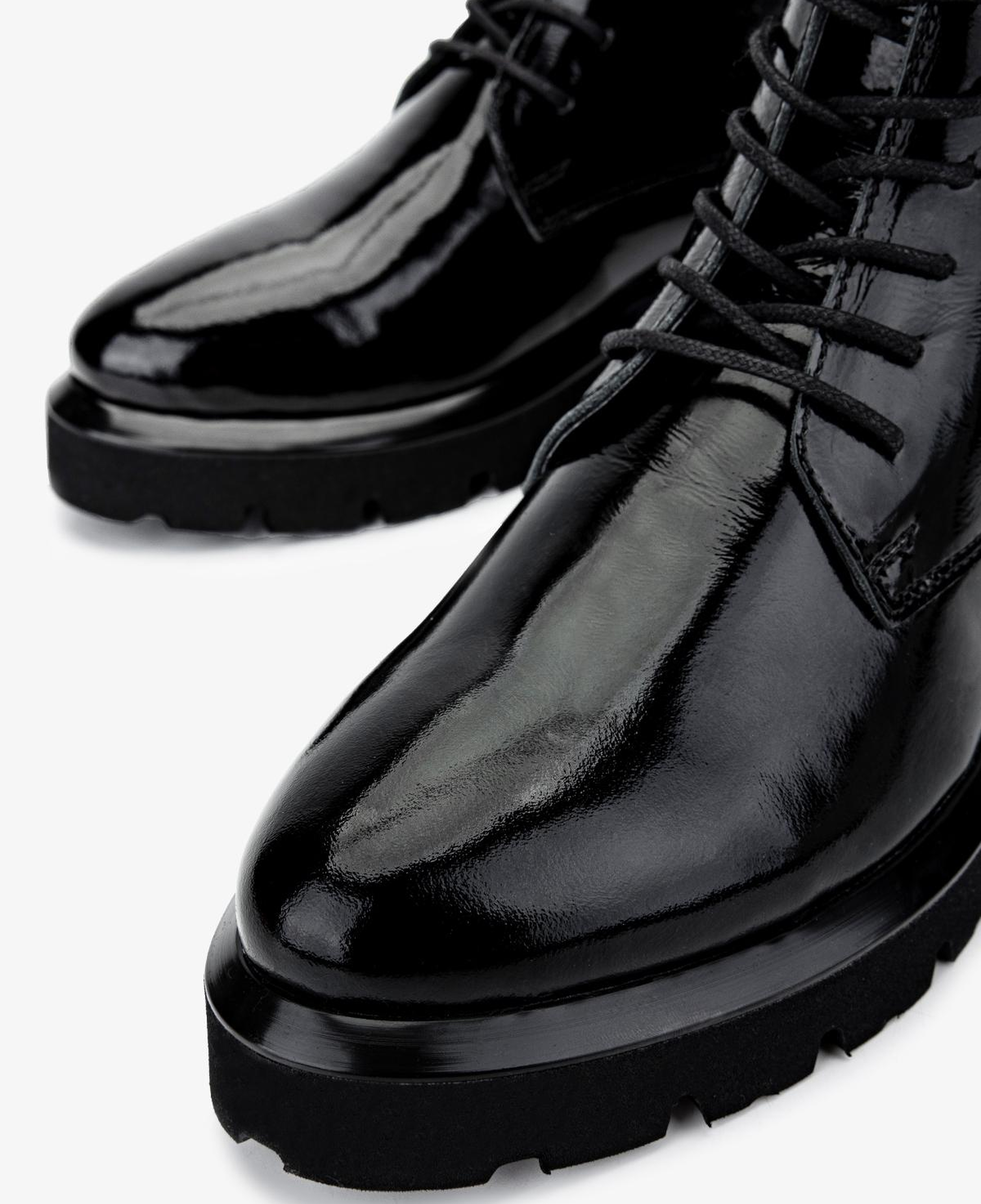 Valmenti Kadın Hakiki Deri Siyah Rugan Düz Bot