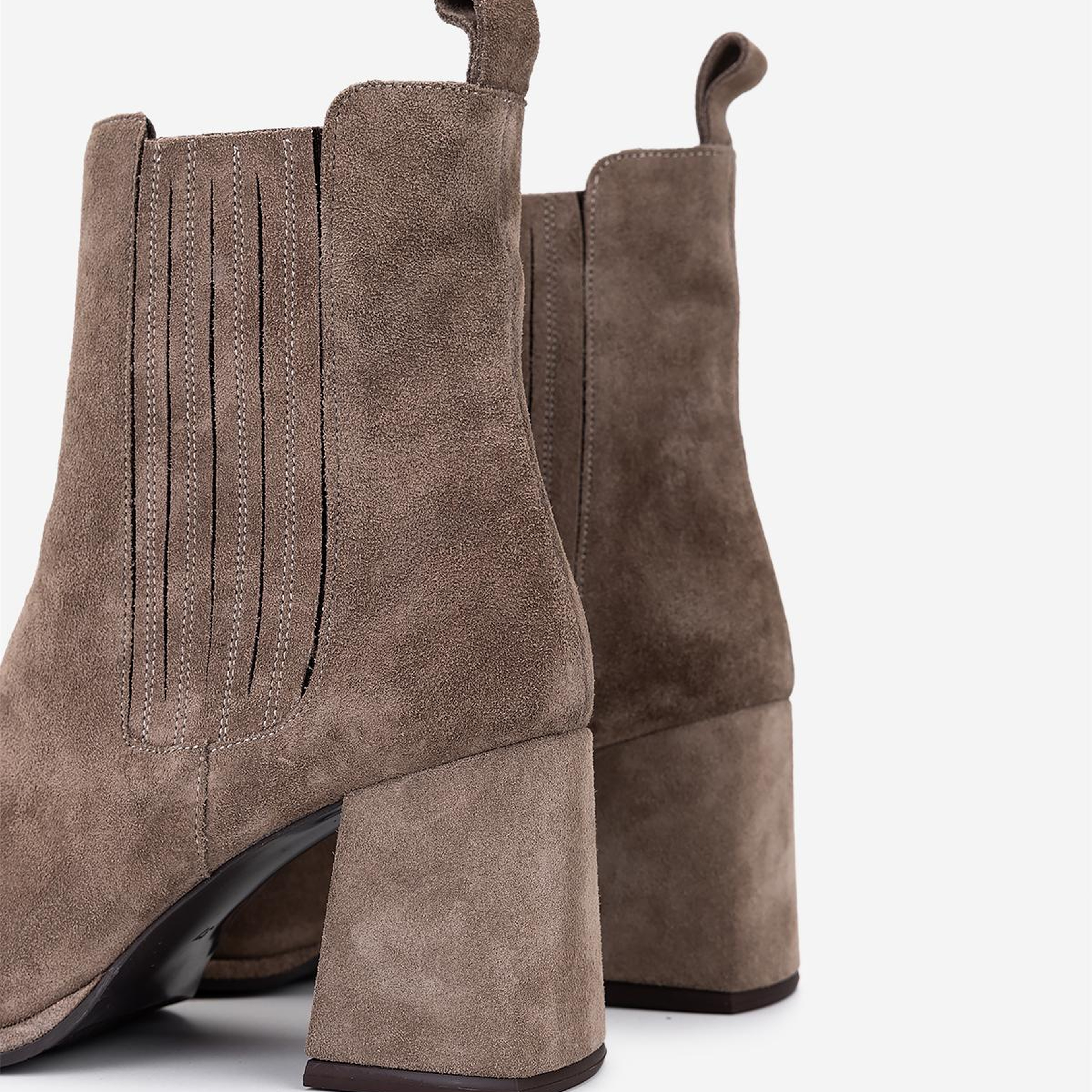 Valmenti Kadın Hakiki Deri Vizon Süet Topuklu Bot