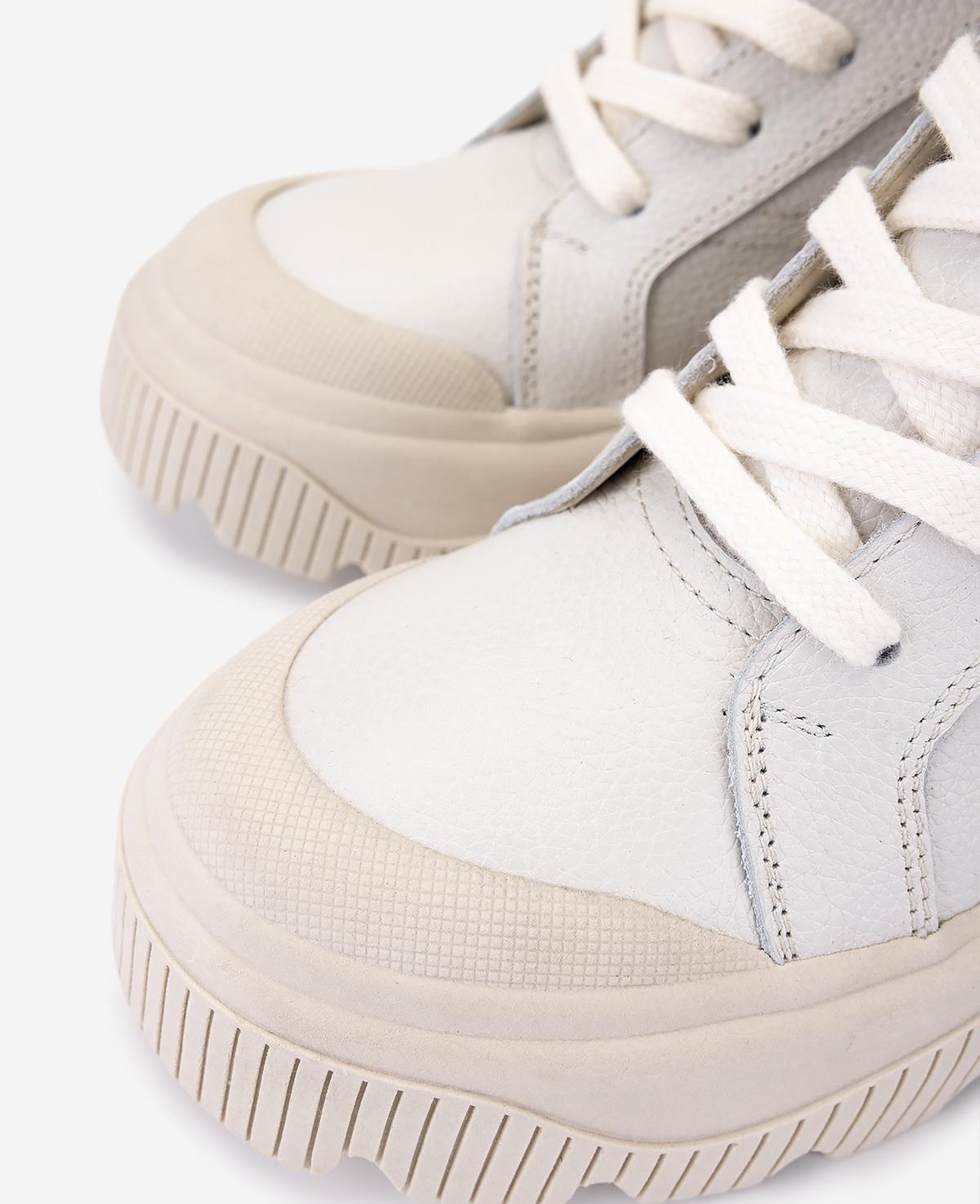 Valmenti Kadın Hakiki Deri Kırık Beyaz Casual Bot