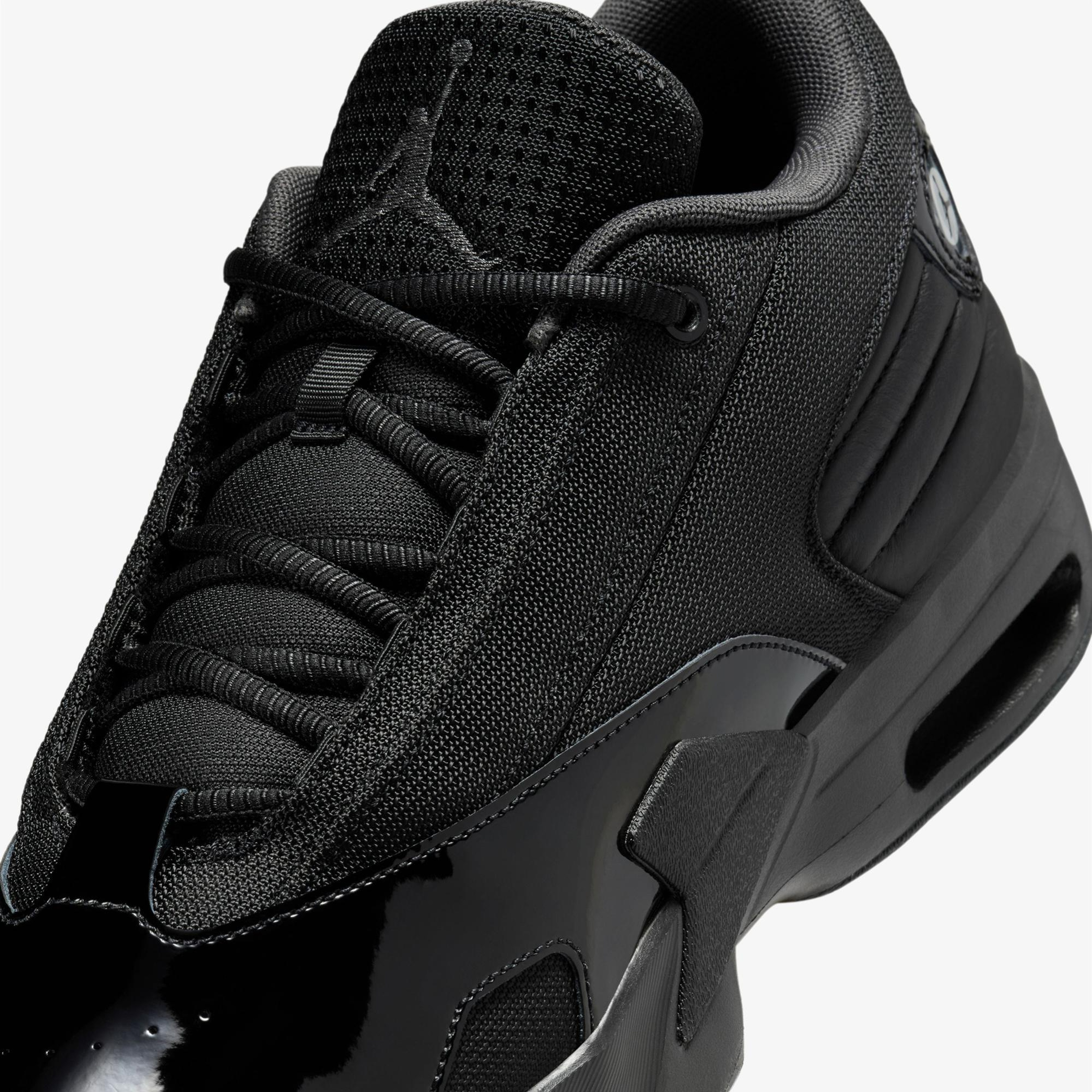 Jordan Max Aura 6 Erkek Siyah Spor Ayakkabı
