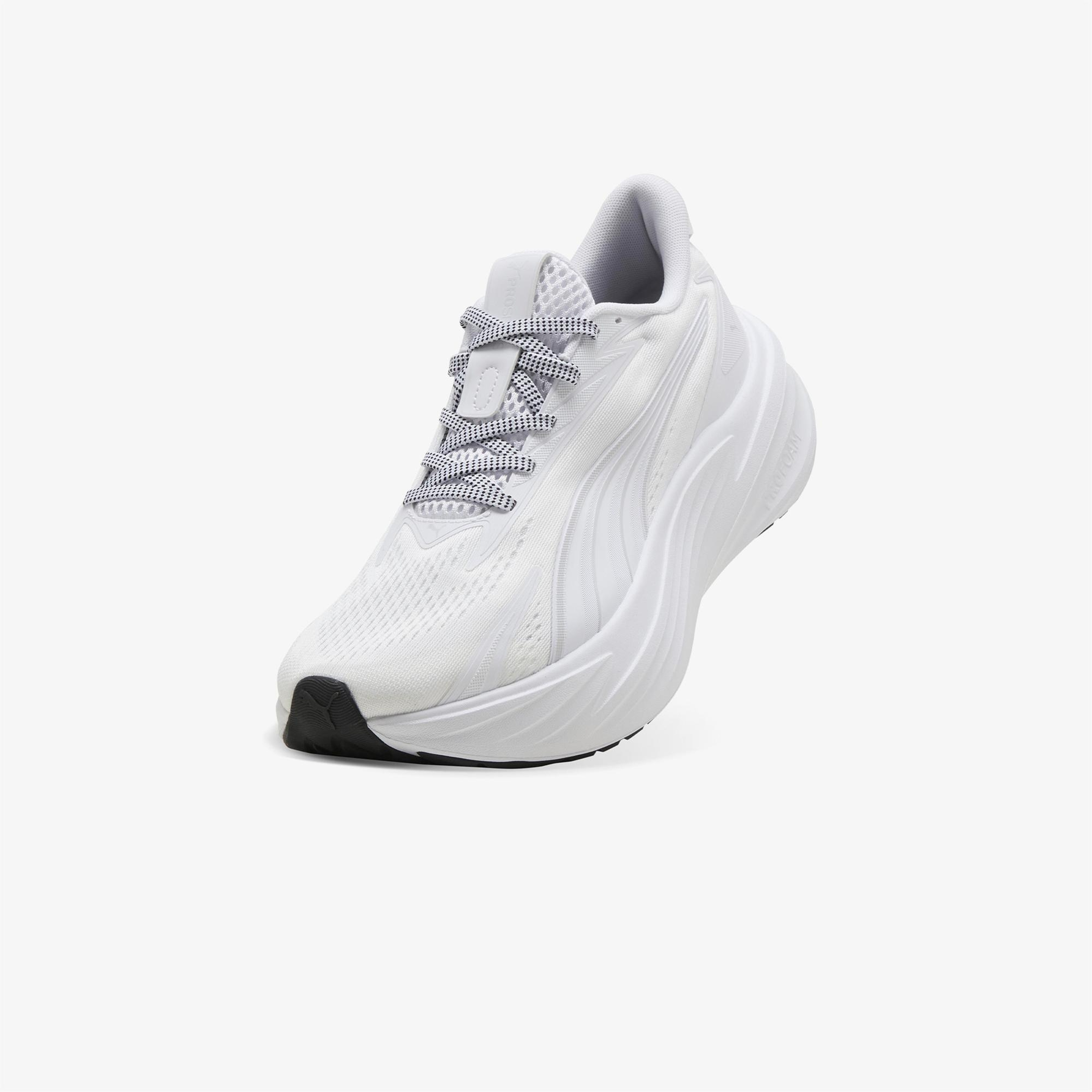 Puma Maxima Pro Erkek Beyaz Koşu Ayakkabısı