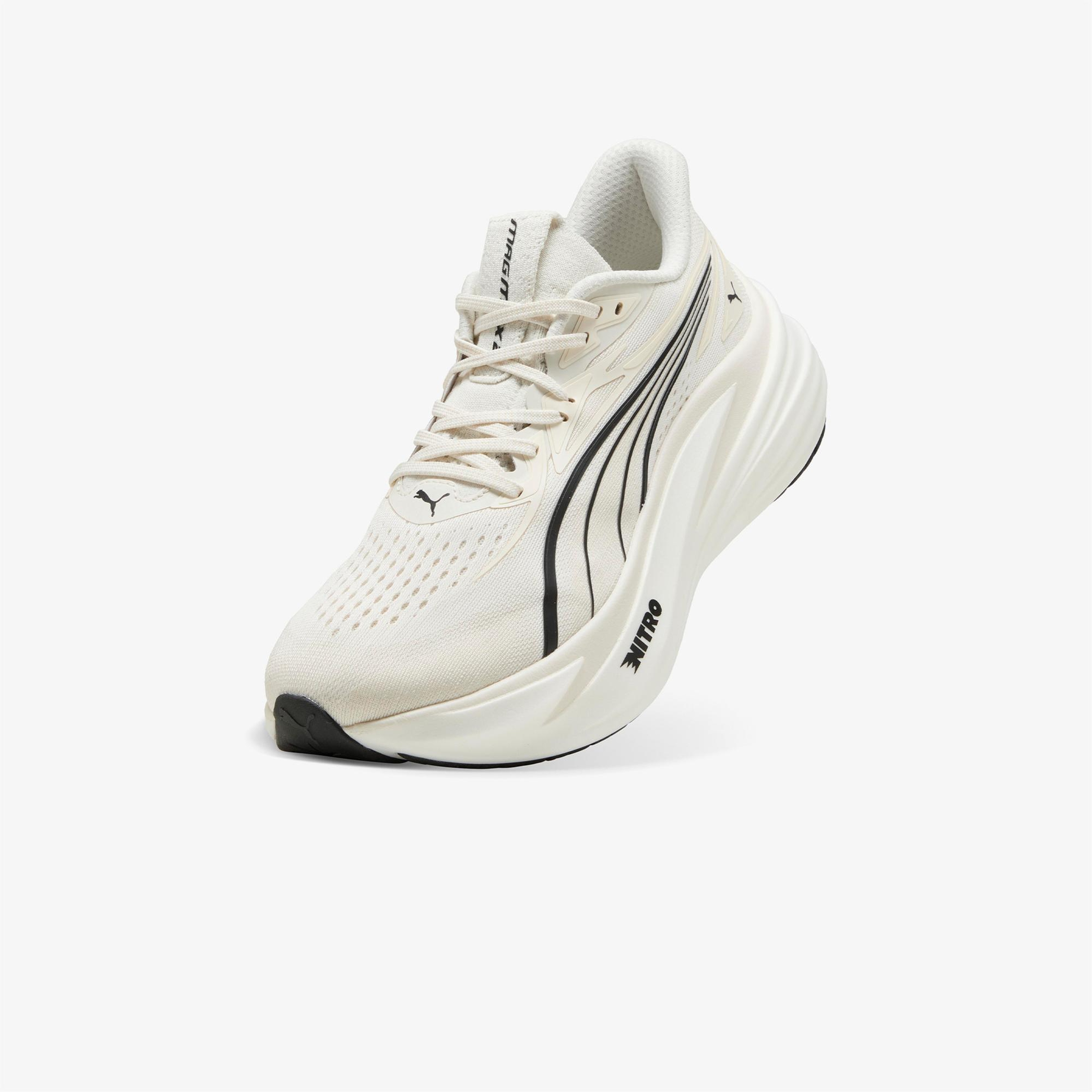 Puma Magmax Nitro 2 Erkek Beyaz Koşu Ayakkabısı