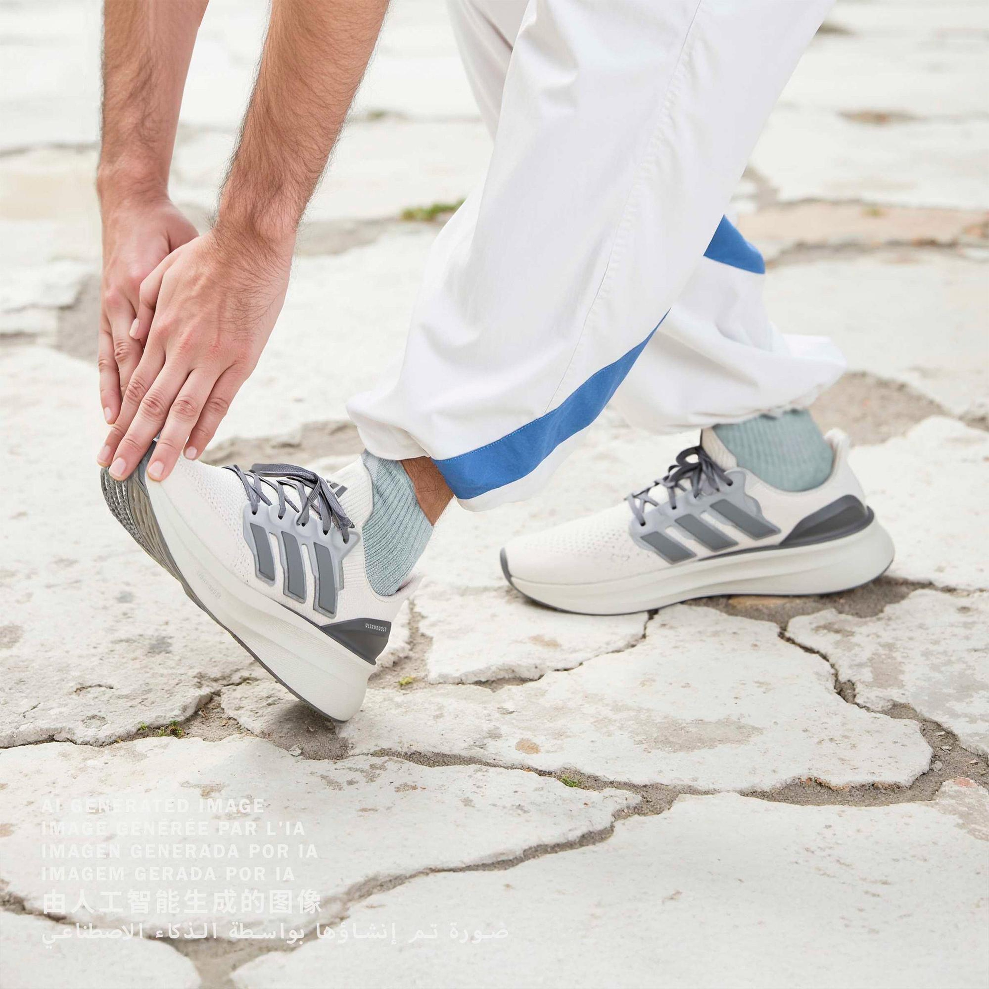 adidas Ultraboost 5 Erkek Gri Koşu Ayakkabısı