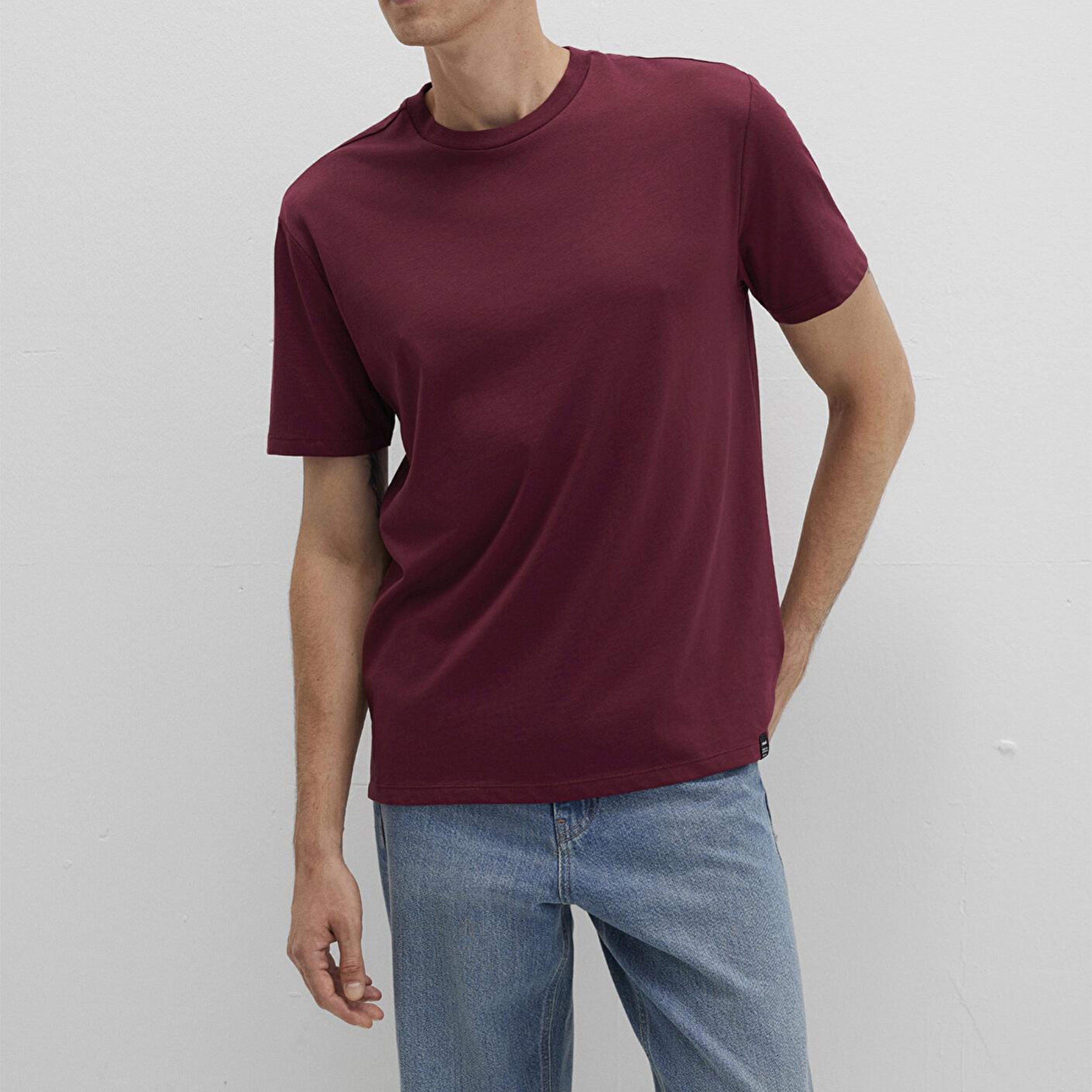 Mavi Etiket Detaylı Bordo Basic Tişört Loose Fit / Bol Rahat Kesim 0611824-70394