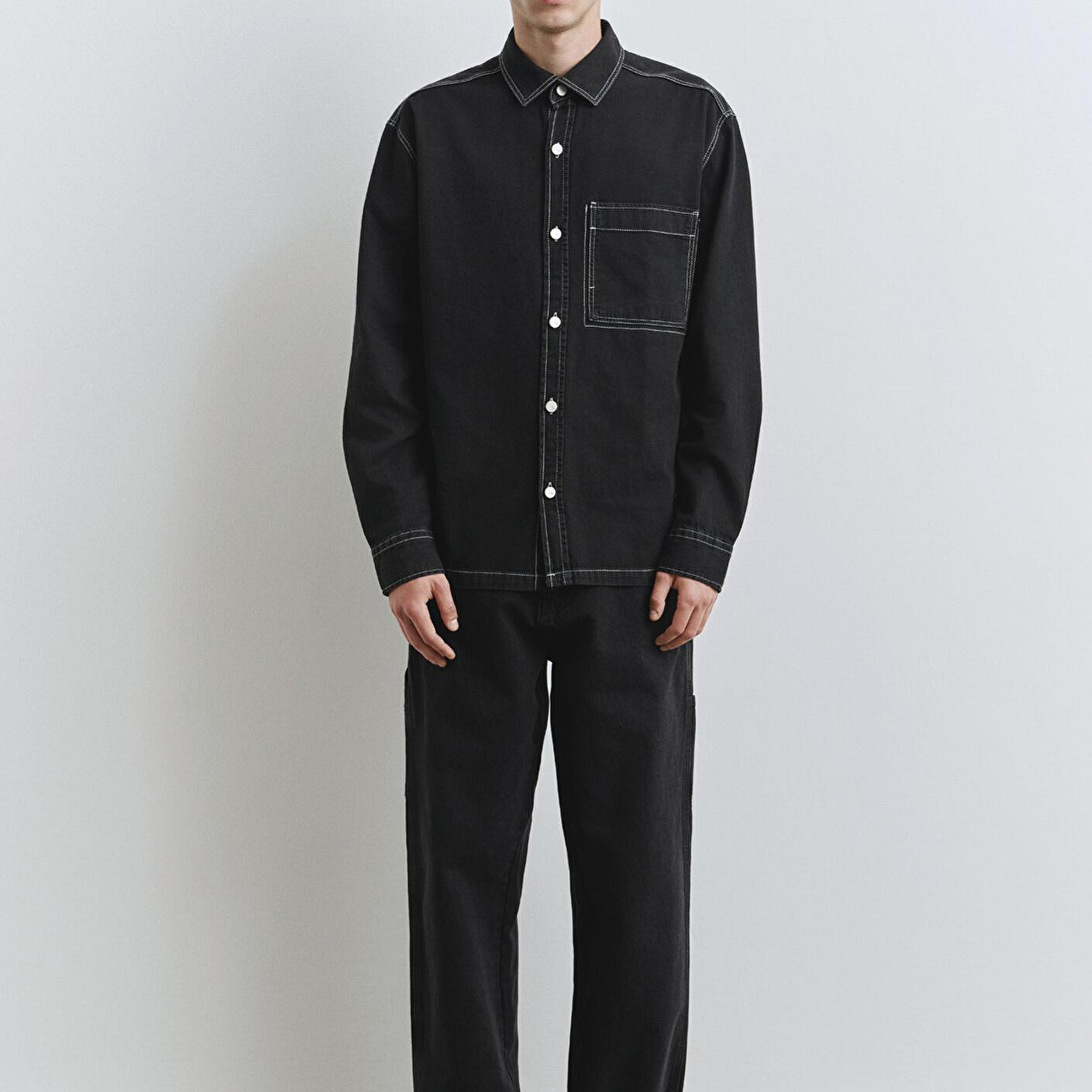 Mavi Dikiş Detaylı Siyah Gömlek Loose Fit / Bol Rahat Kesim 0211688-90850