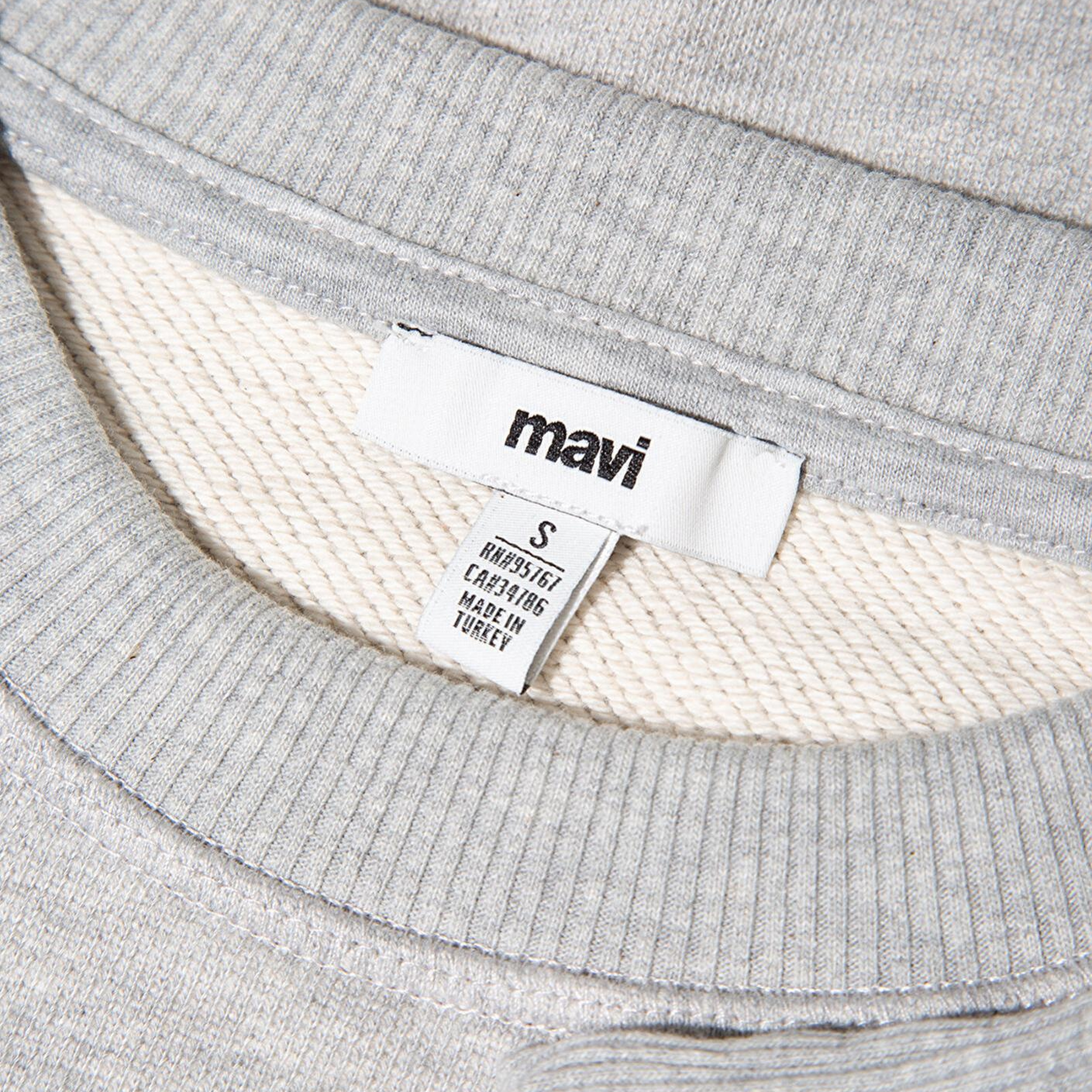 Mavi Gri Basic Crop Sweatshirt 1S10389-82816