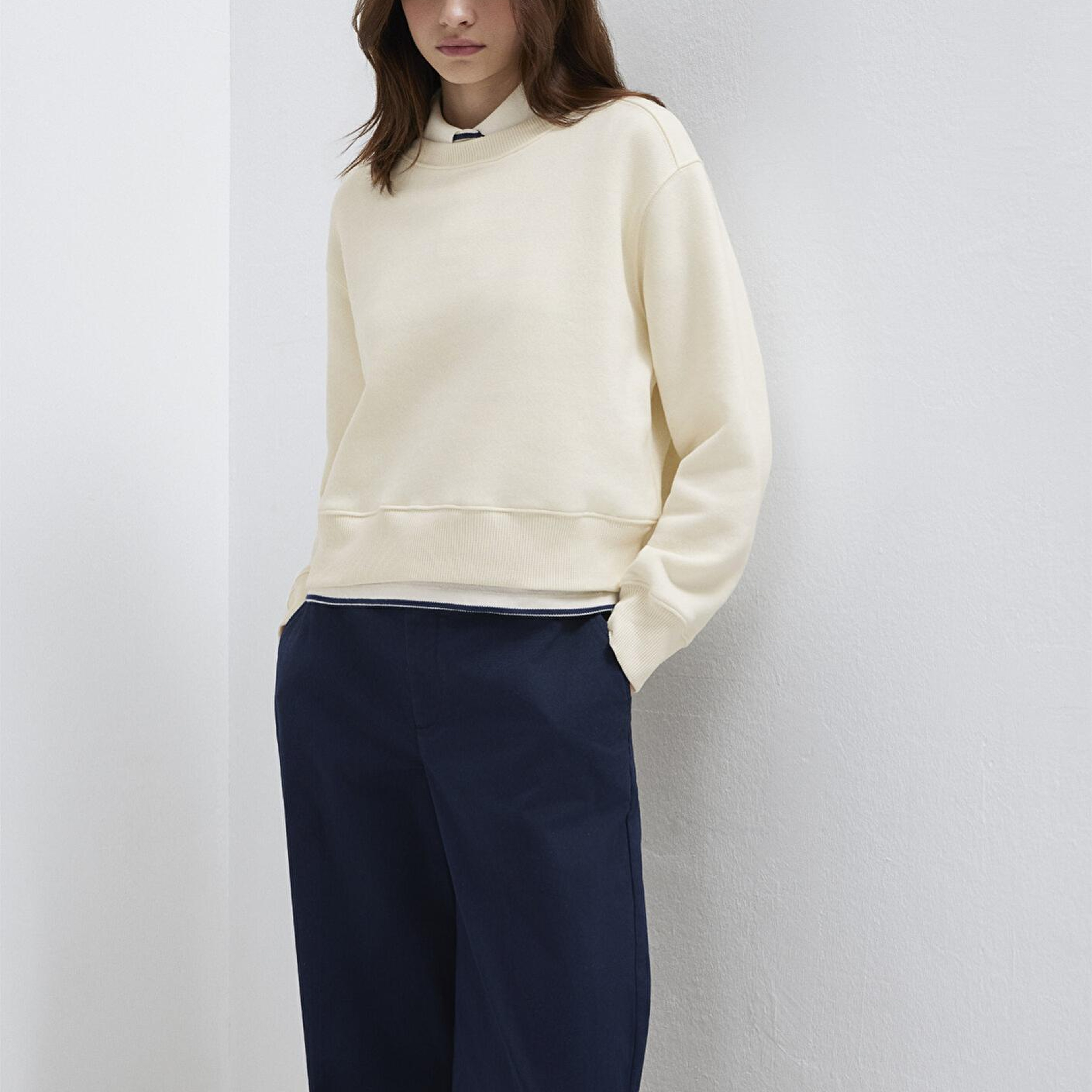 Mavi Bisiklet Yaka Ekru Sweatshirt 1S10387-70049