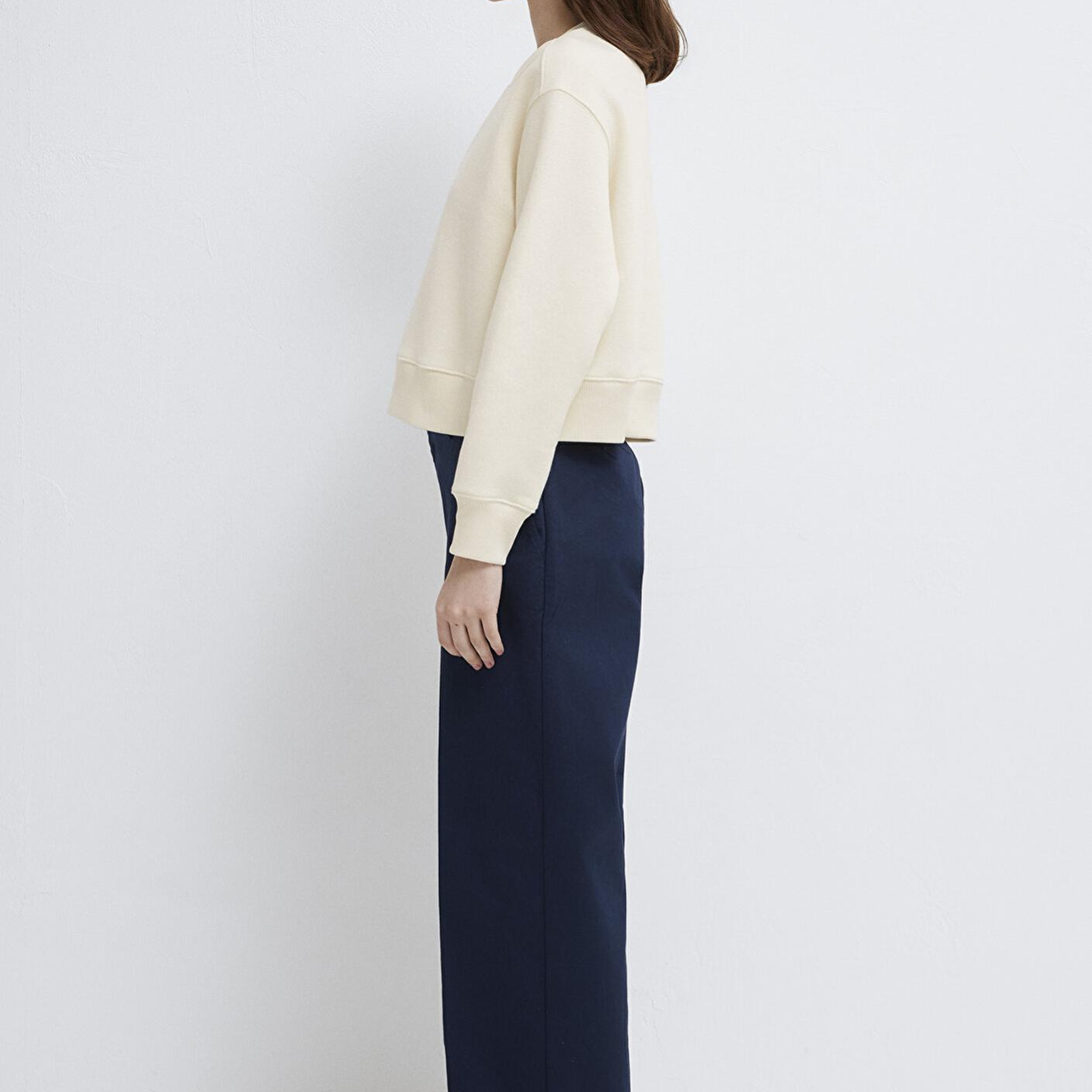 Mavi Bisiklet Yaka Ekru Sweatshirt 1S10387-70049