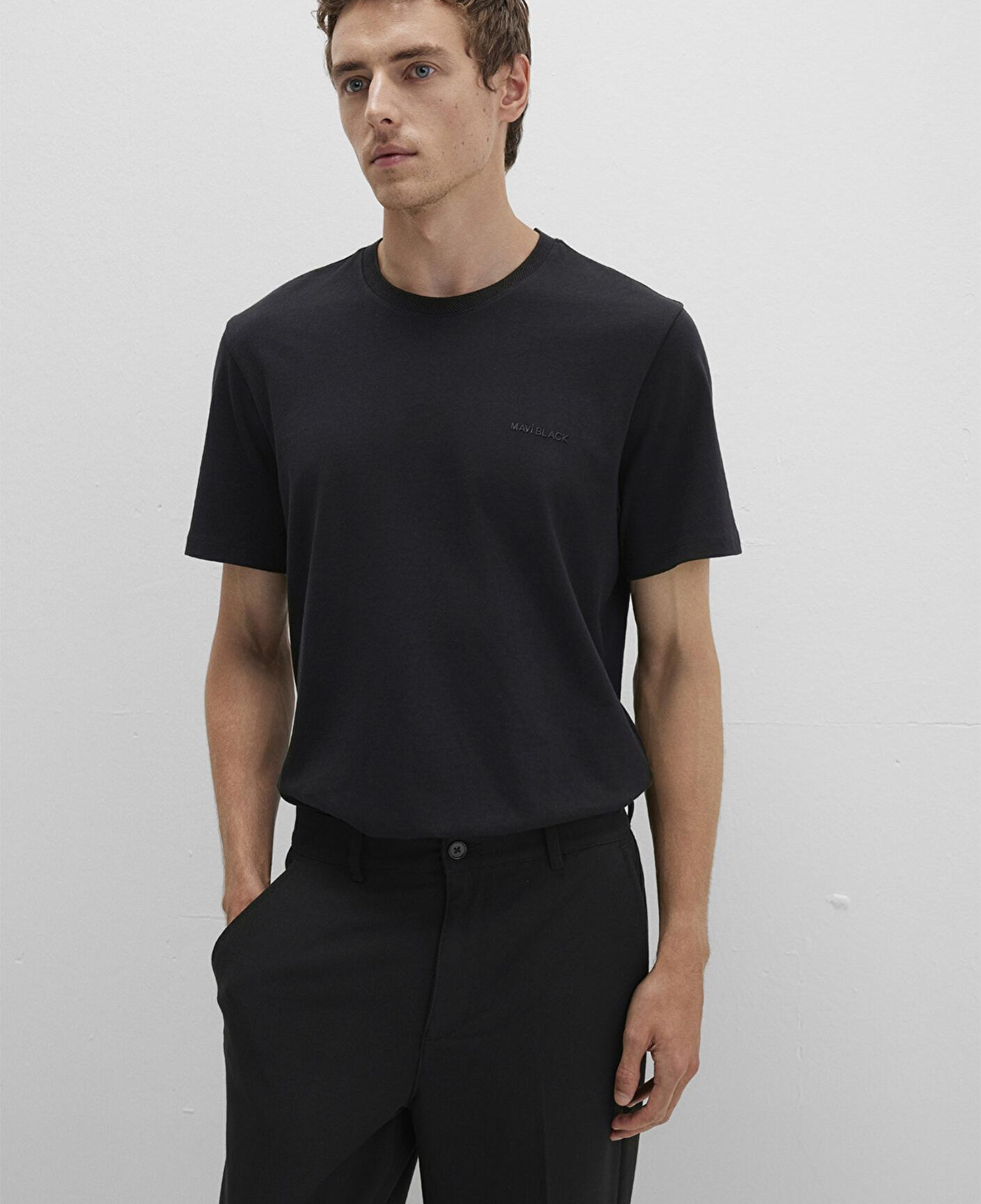 Mavi Mavi Black Siyah Basic Tişört Regular Fit / Normal Kesim 0612872-900