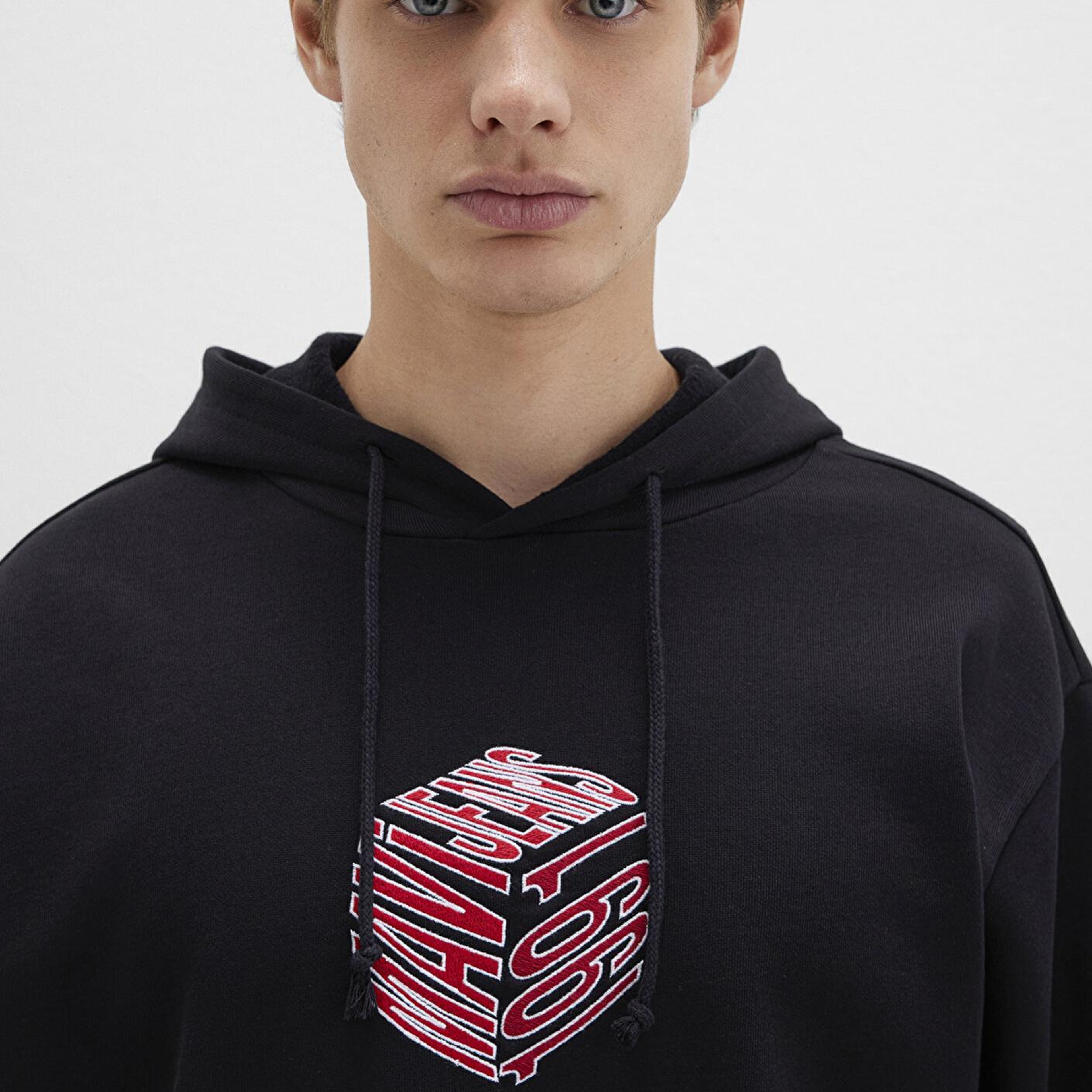 Mavi Mavi Baskılı Kapüşonlu Siyah Sweatshirt 0S10397-900