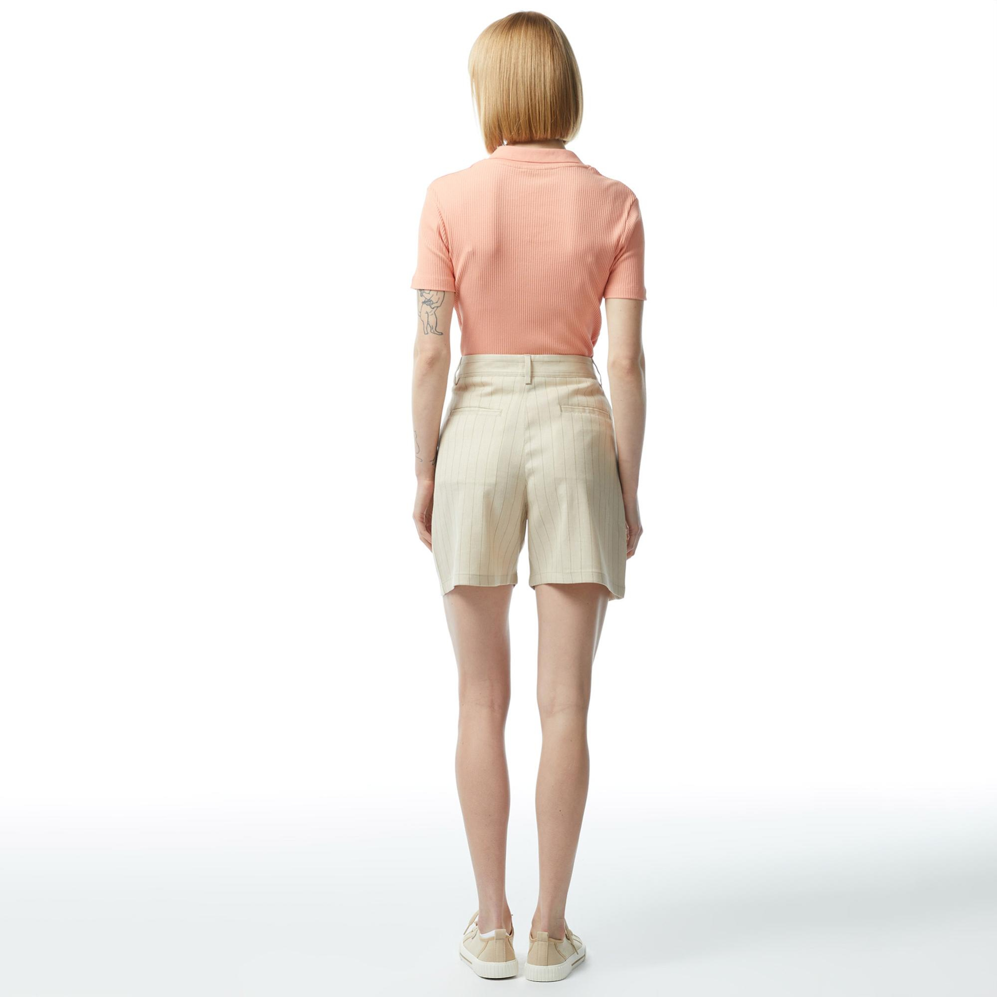 Nautica Kadın Bej Relaxed Fit Çizgili Şort