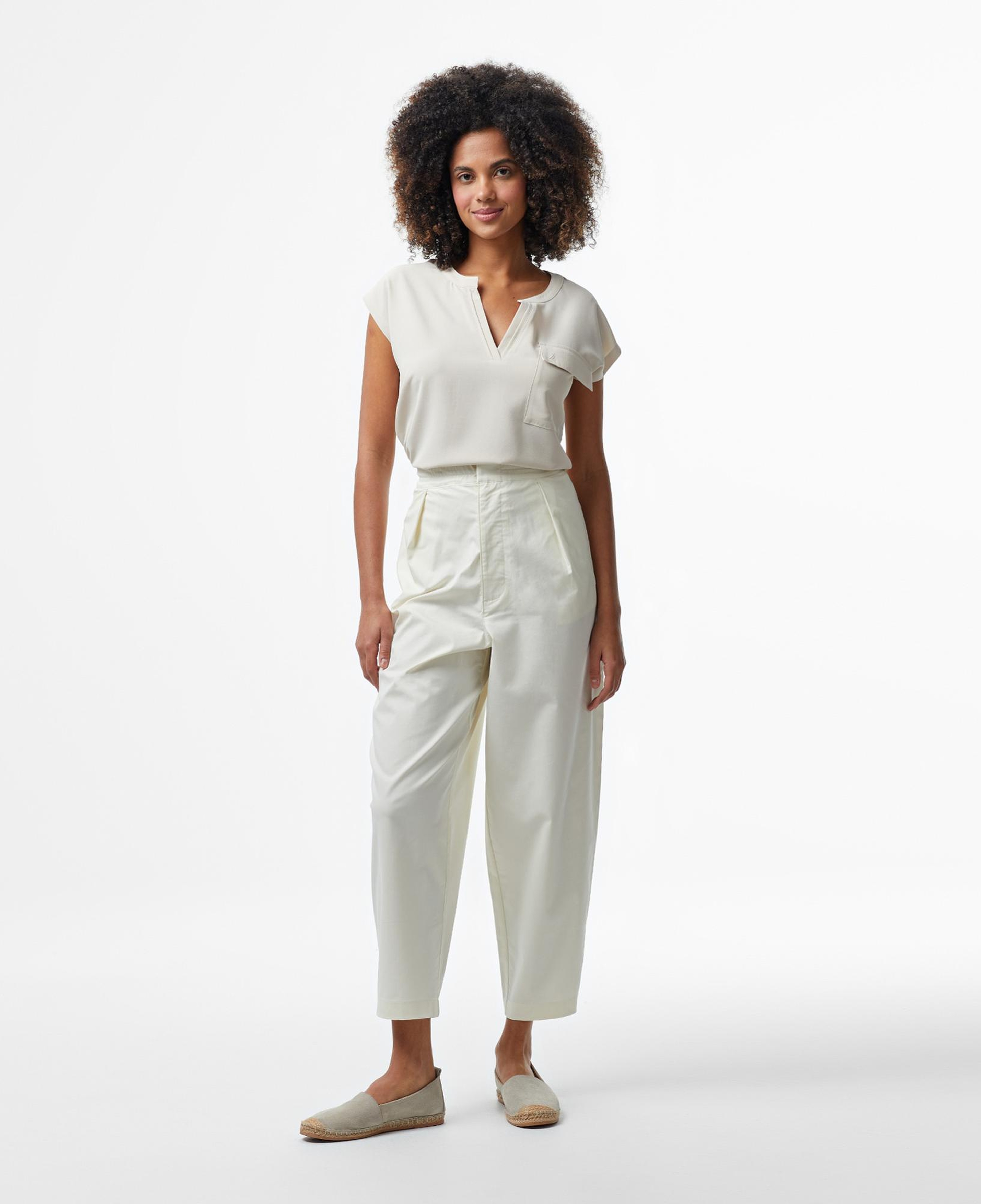 Nautica Kadın Krem Rengi Relaxed Fit Pantolon