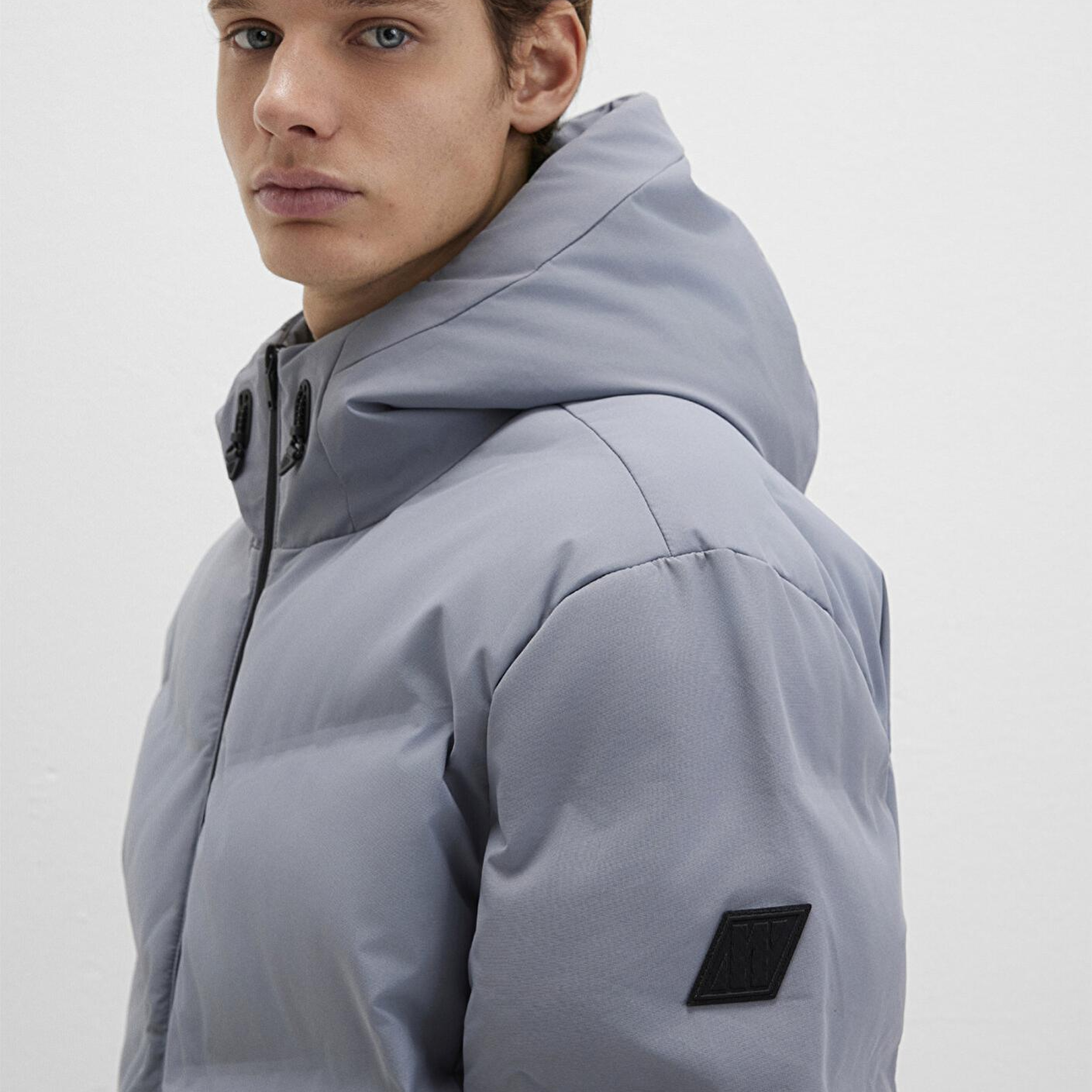 Mavi Su İtici Kapüşonlu Gri Şişme Mont 0110651-85550