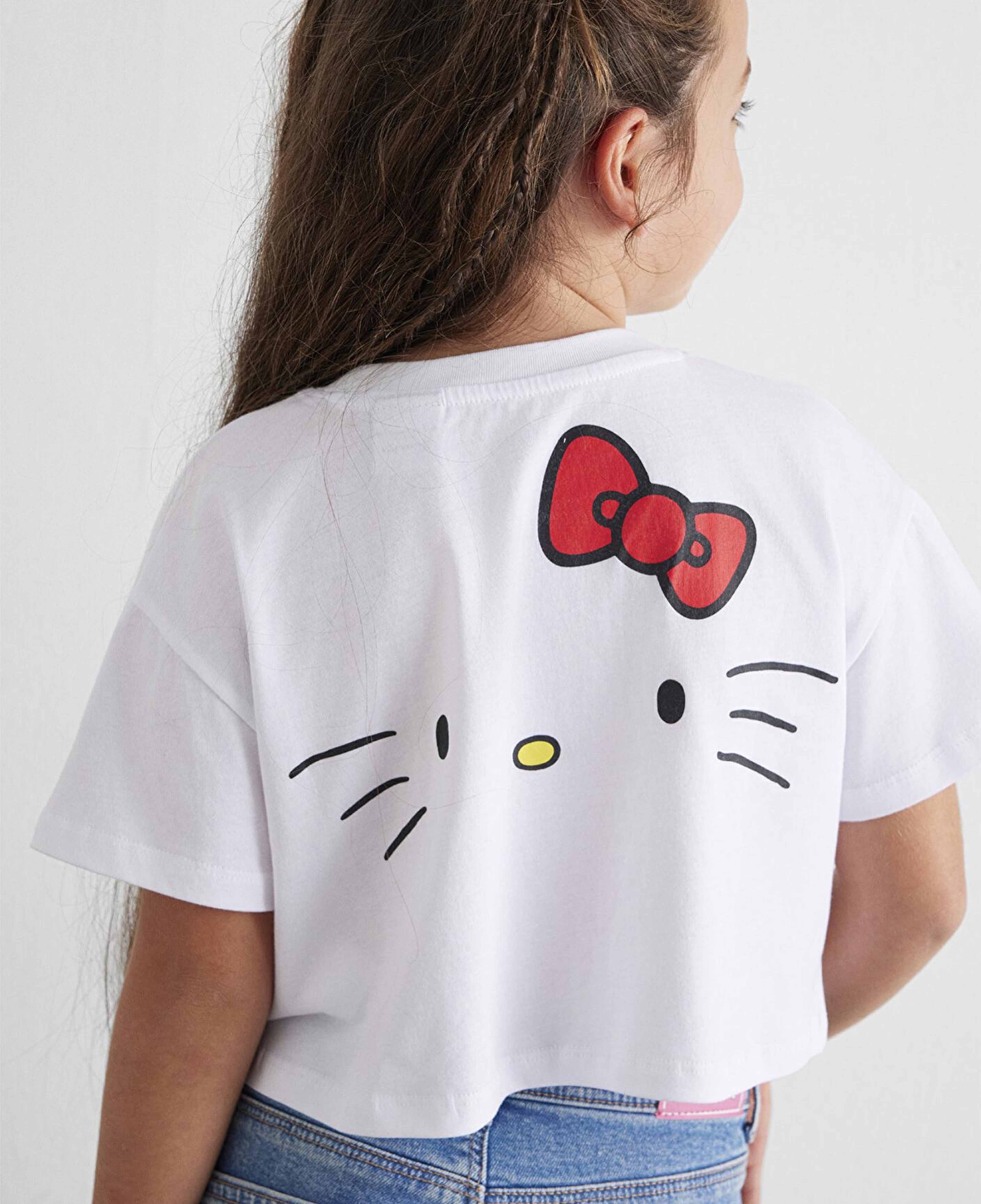 Mavi Hello Kitty Baskılı Beyaz Tişört Loose Fit / Bol Rahat Kesim 7610307-620