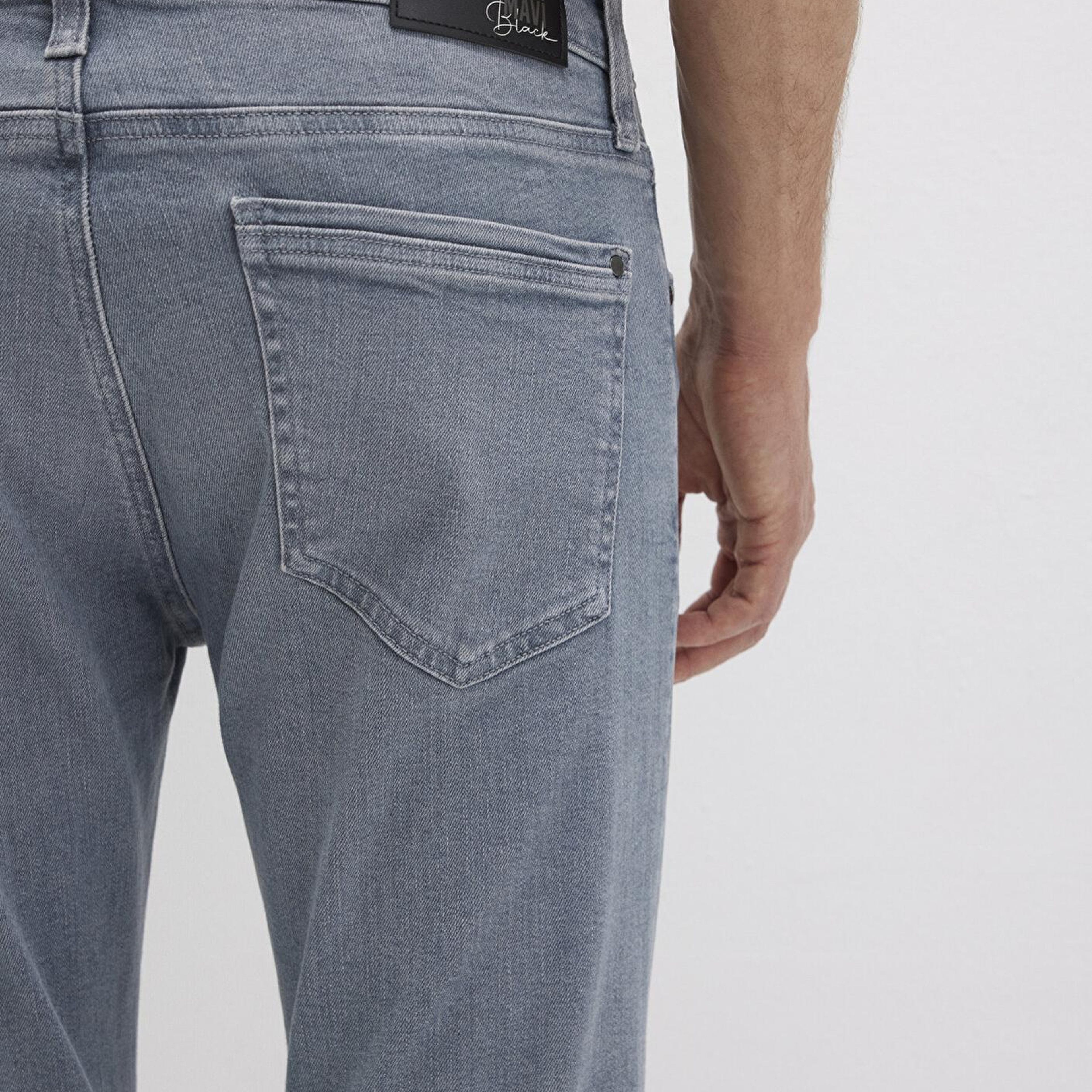Mavi James Lux Black Gri Mavi Smoke Jean Pantolon 0042489350