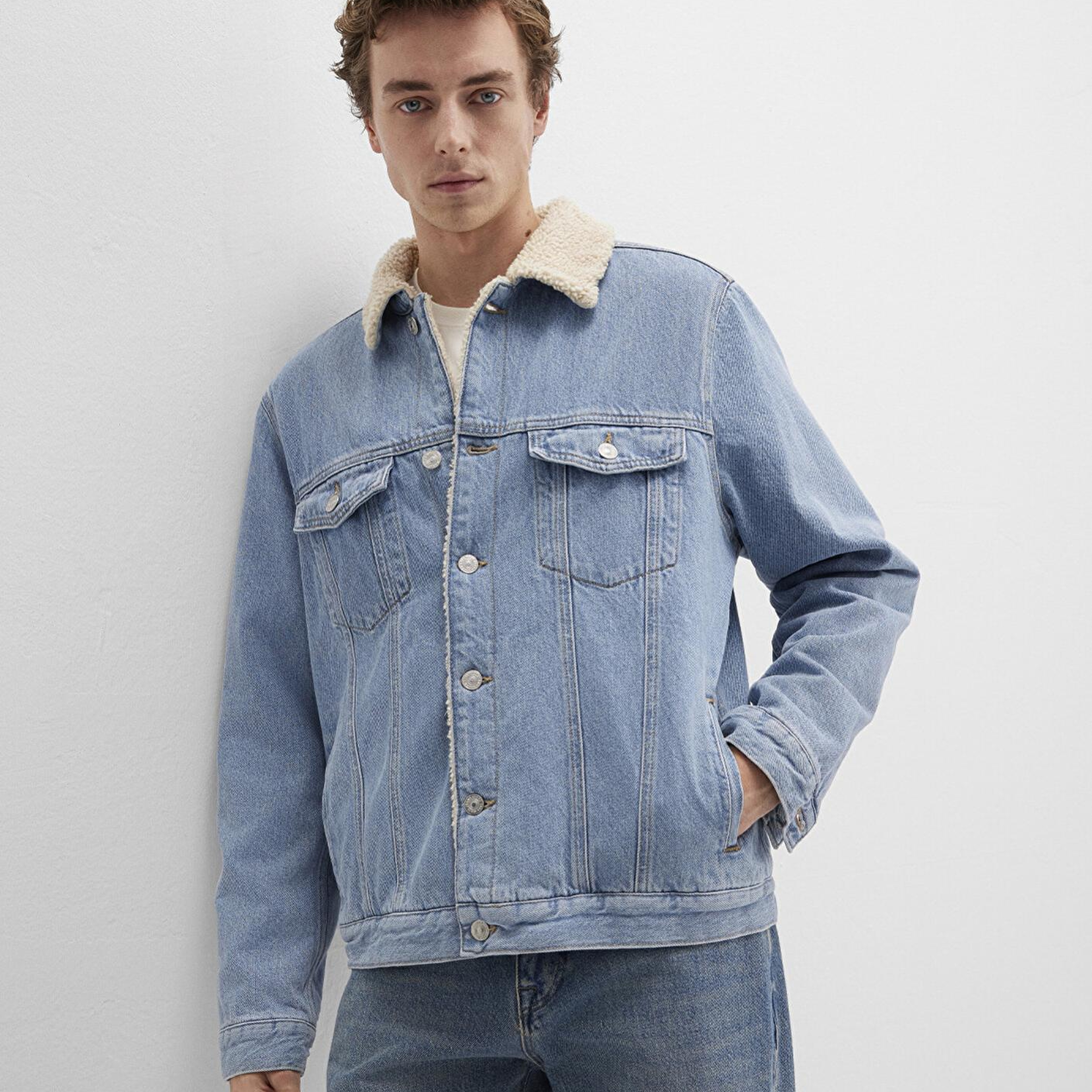 Mavi Zander Classic Denim Suni Kürklü Açık Mavi Jean Ceket 0111214-88554