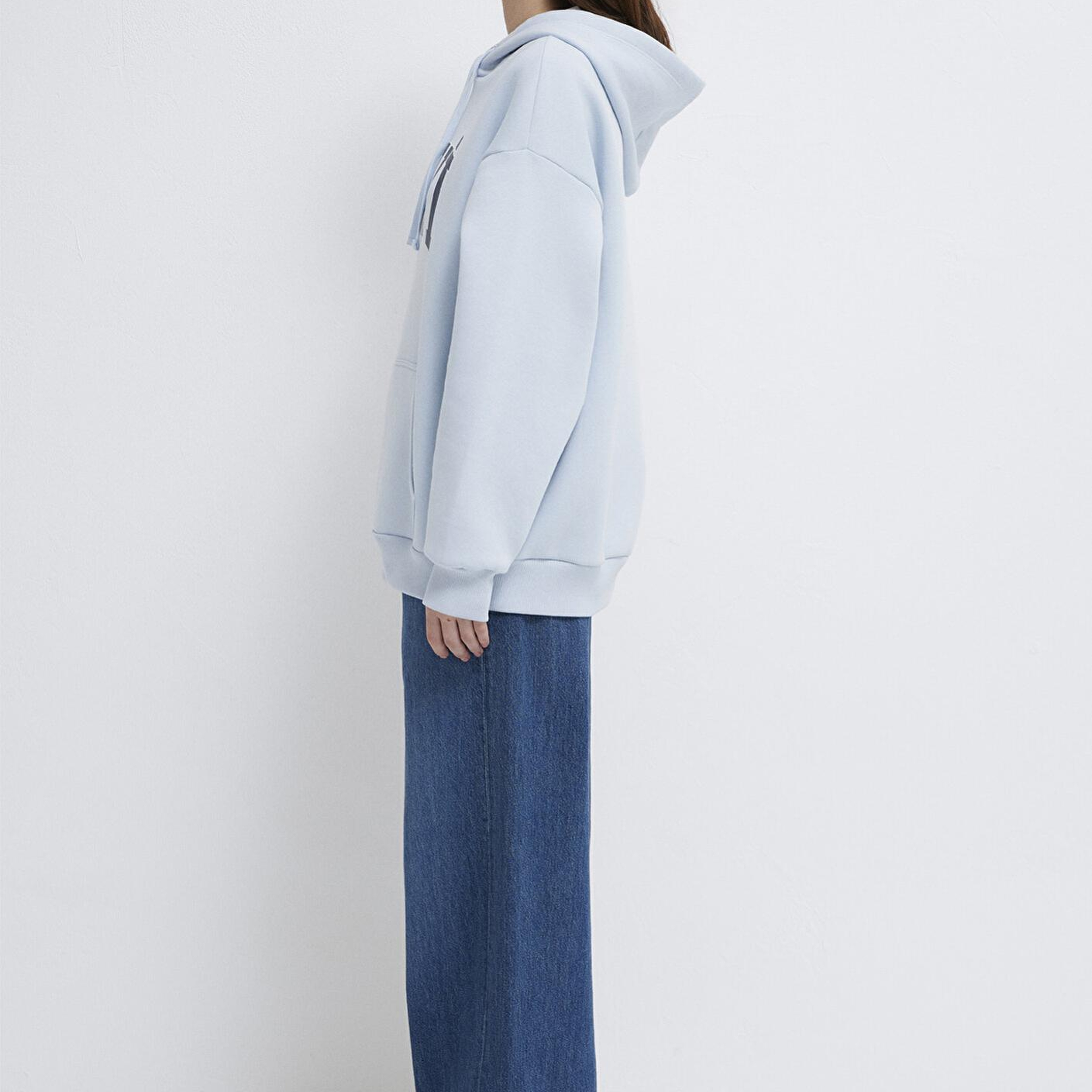 Mavi Mavi Logo Baskılı Kapüşonlu Mavi Sweatshirt 1600361-70717