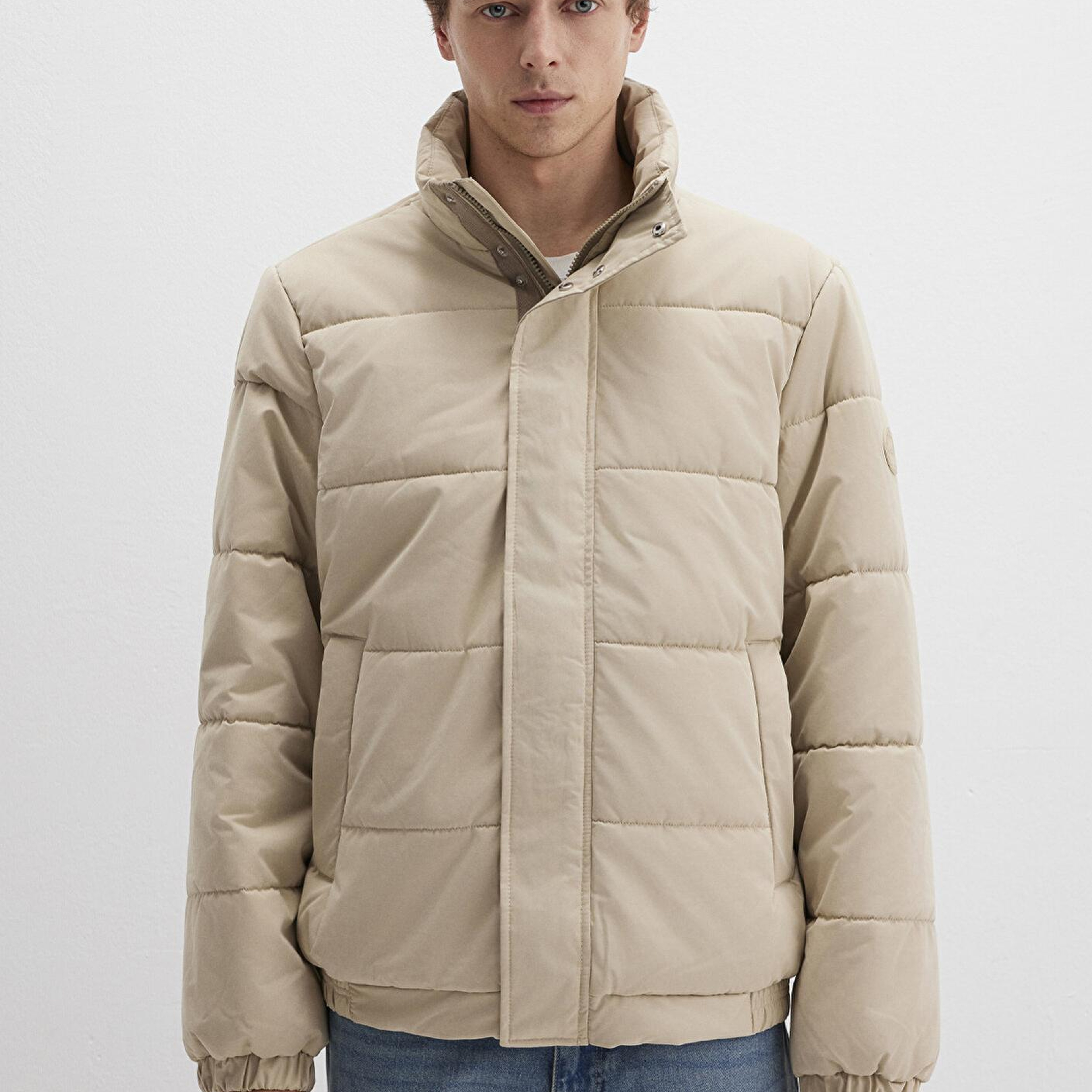 Mavi Dik Yaka Bej Şişme Mont 0110470-86559