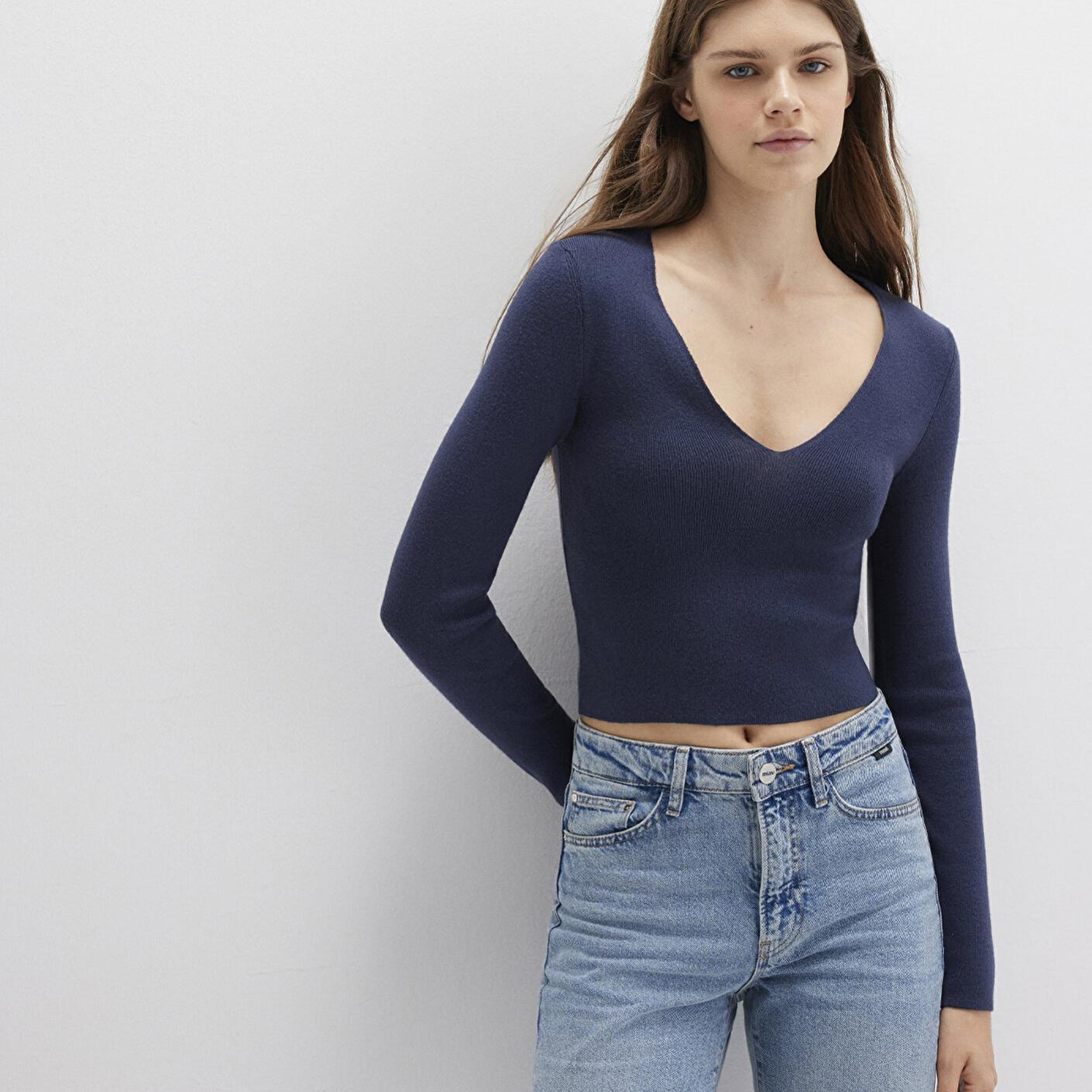 Mavi V Yaka Lacivert Kazak Crop / Kısa Kesim 1710122-70487