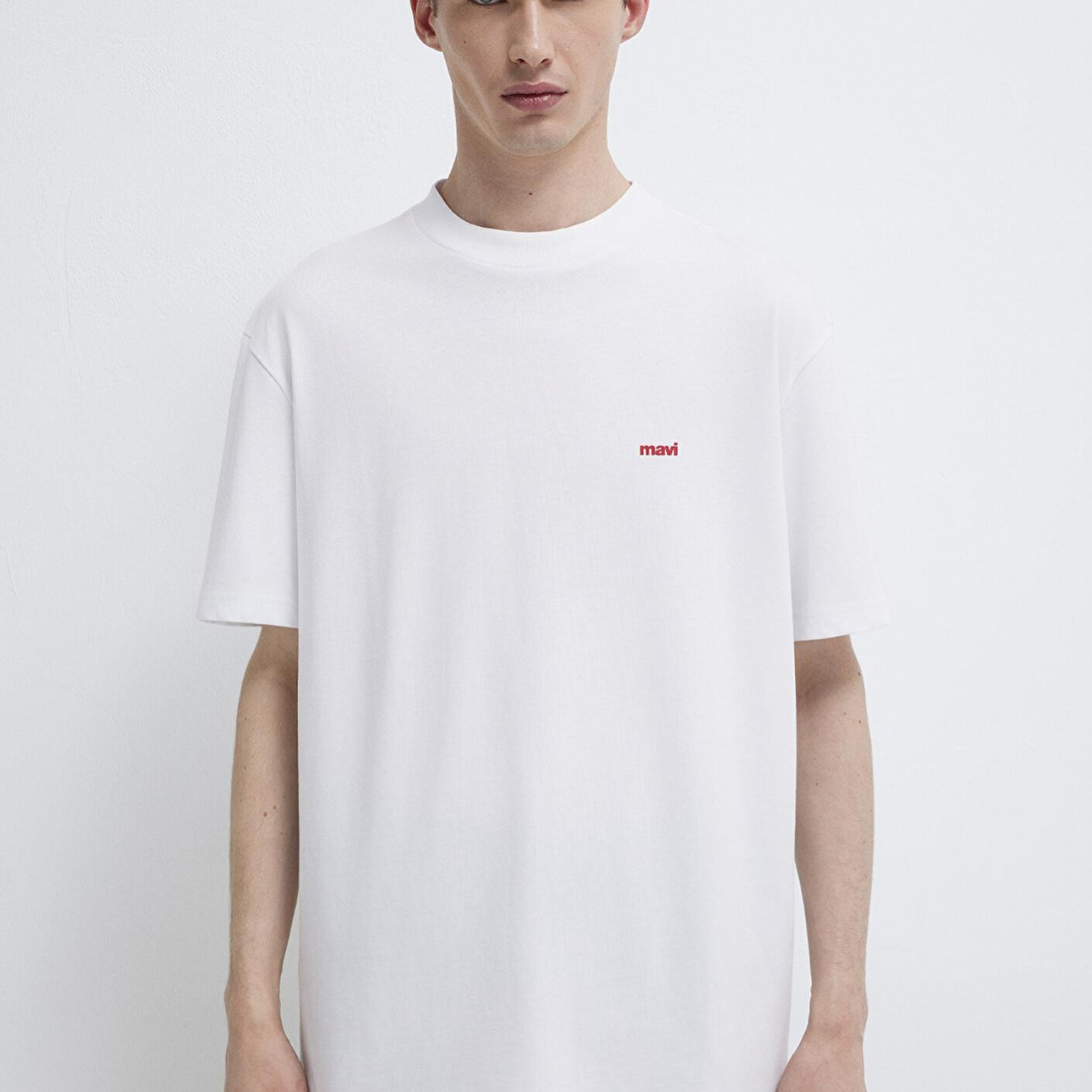 Mavi Mavi Logo Baskılı Beyaz Basic Tişört Loose Fit / Bol Rahat Kesim 0612216-620