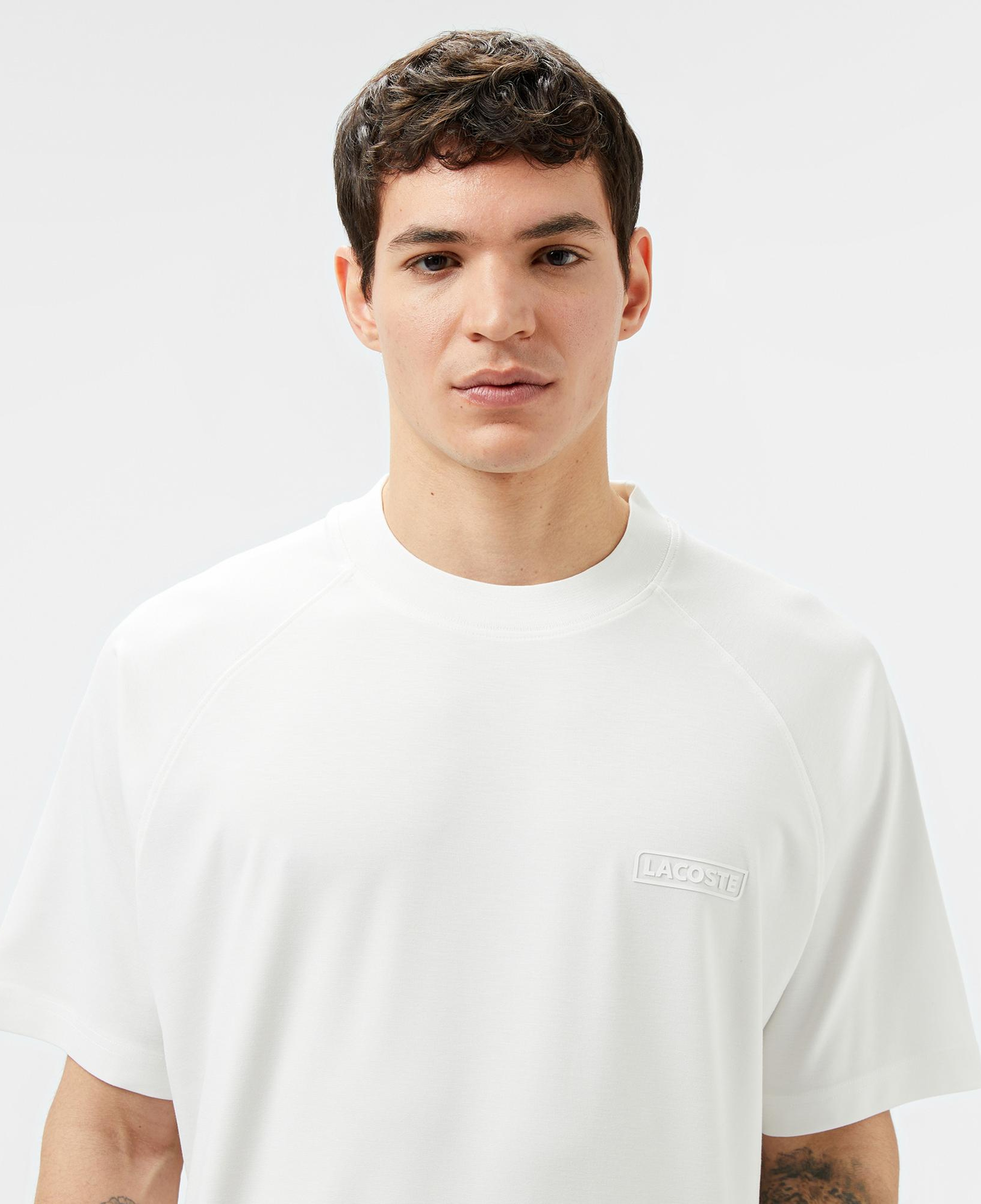 Lacoste Erkek Oversize Fit Bisiklet Yaka Beyaz T-Shirt