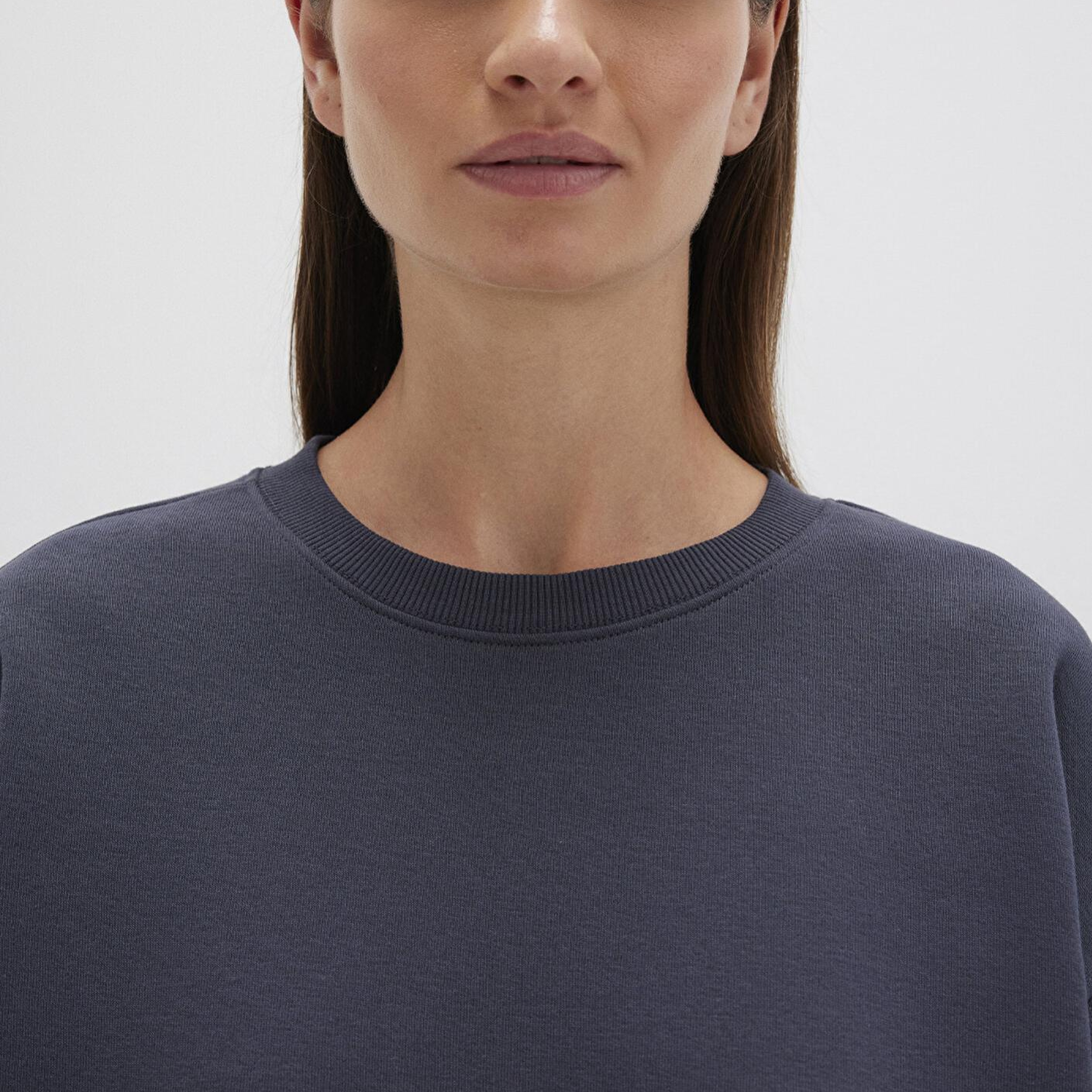 Mavi Bisiklet Yaka Lacivert Basic Sweatshirt 1610198-70726