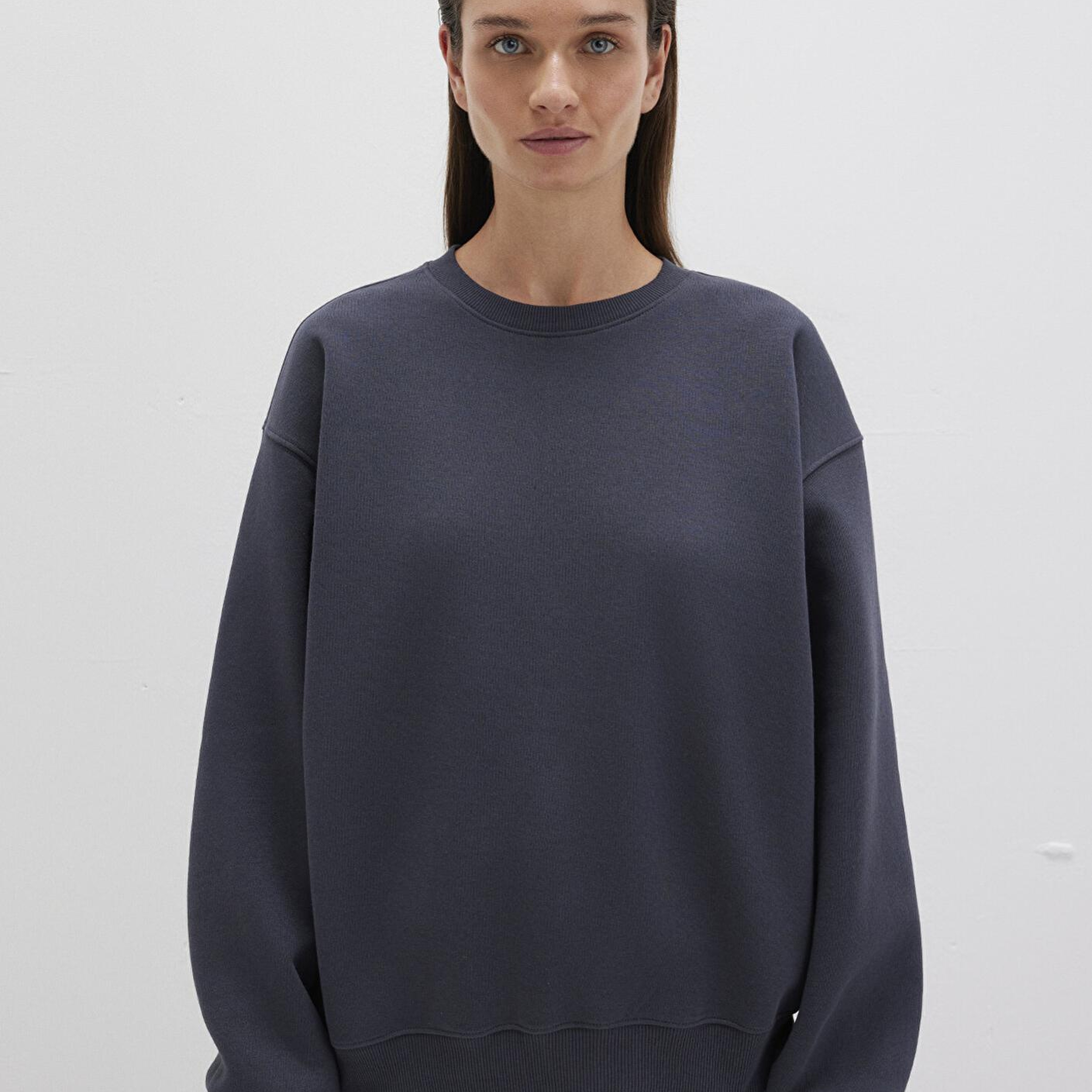Mavi Bisiklet Yaka Lacivert Basic Sweatshirt 1610198-70726