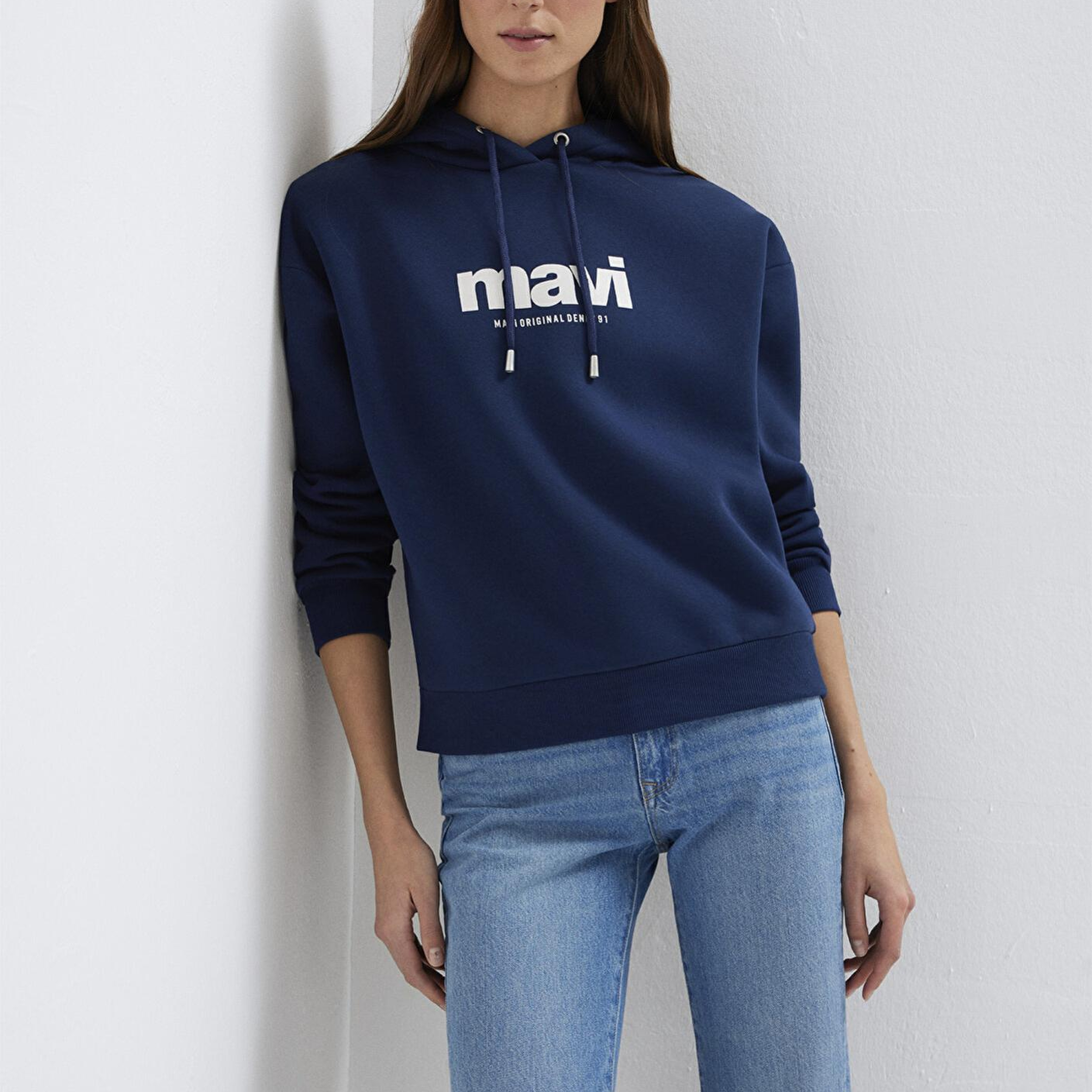Mavi Mavi Logo Baskılı Kapüşonlu Lacivert Sweatshirt 168334-70488
