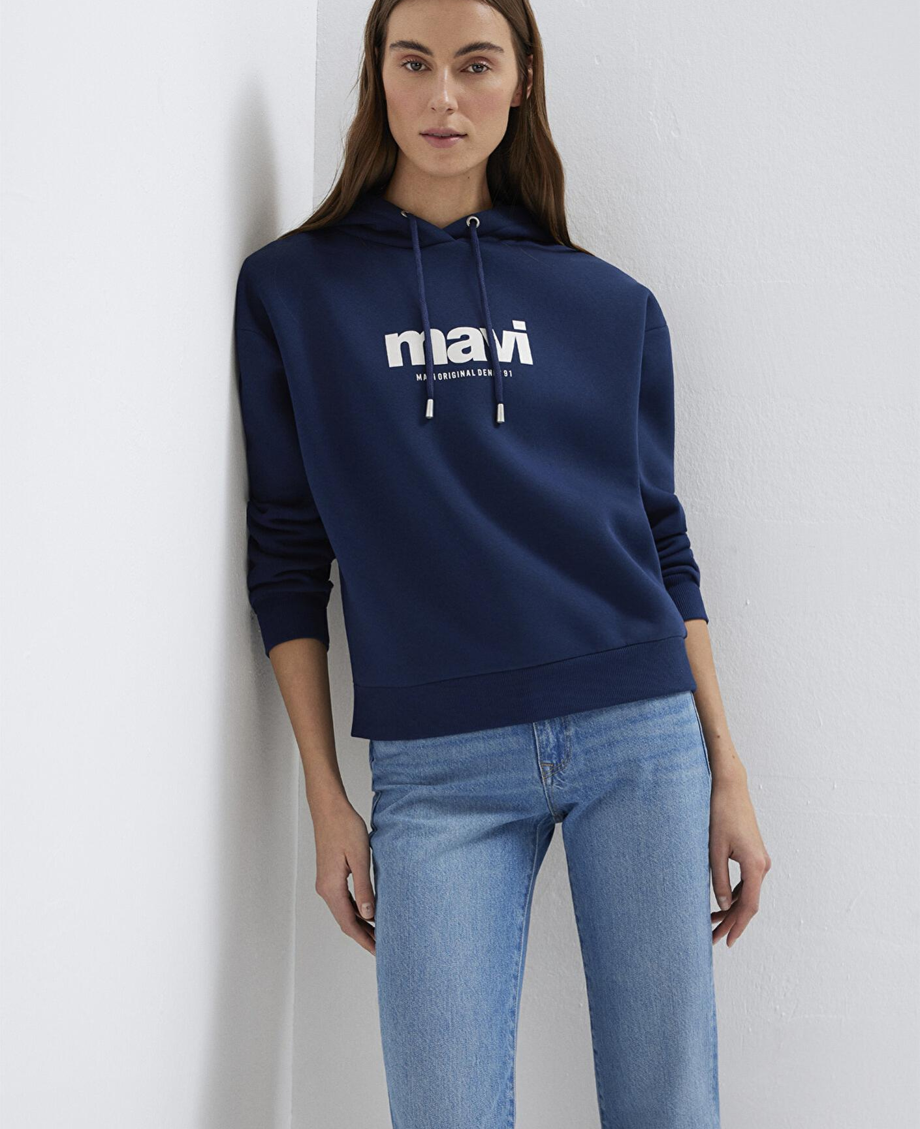 Mavi Mavi Logo Baskılı Kapüşonlu Lacivert Sweatshirt 168334-70488
