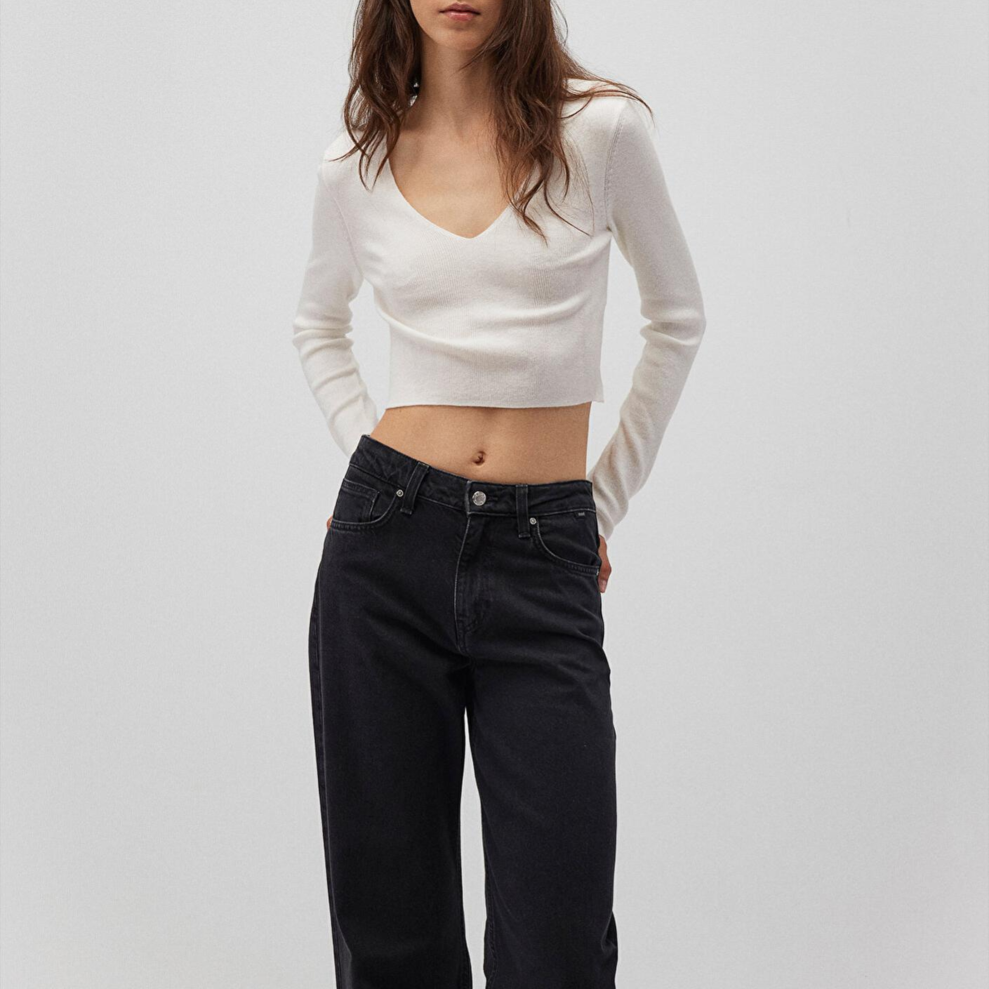 Mavi V Yaka Ekru Kazak Crop / Kısa Kesim 1710122-81964