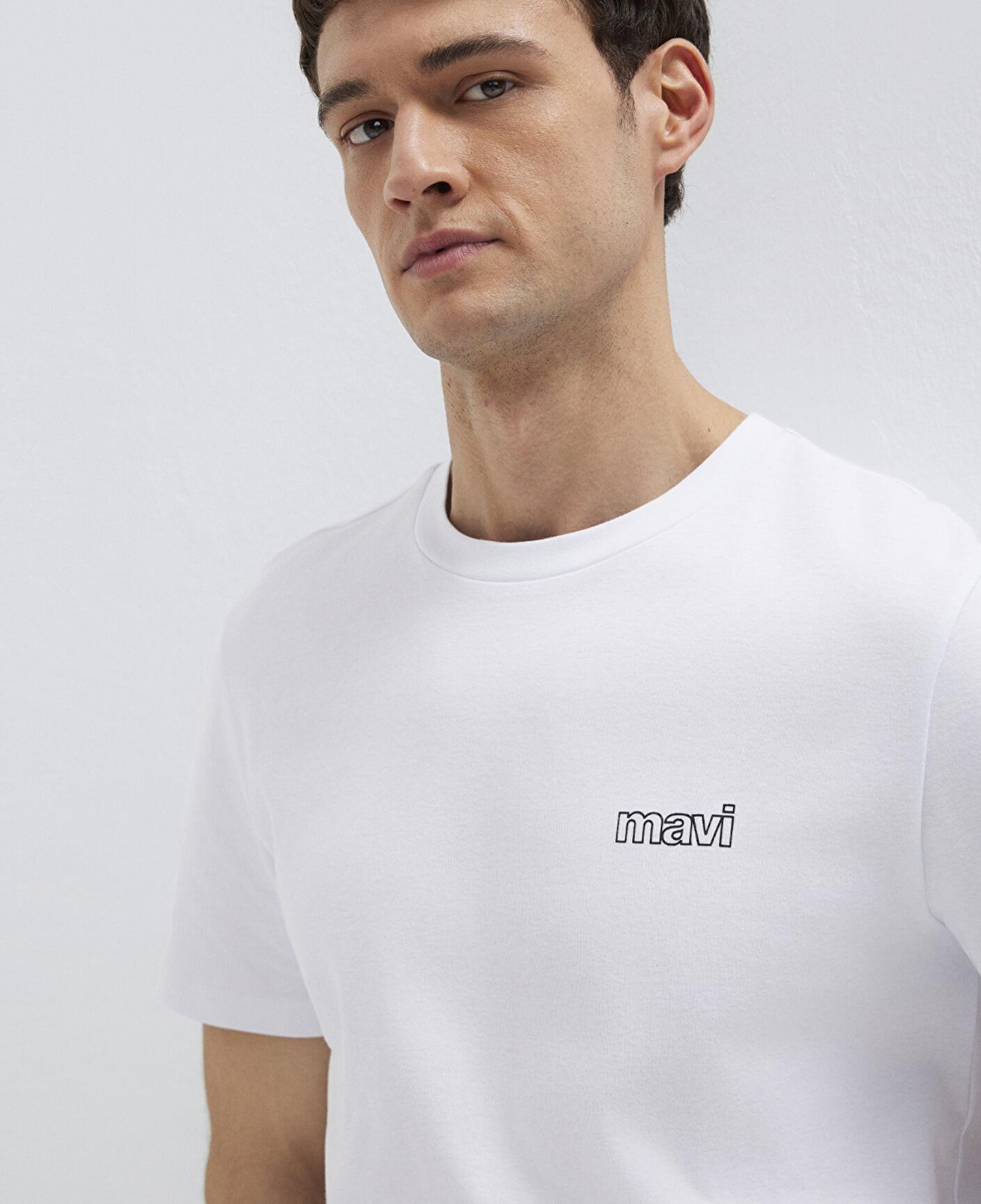 Mavi Mavi Logo Baskılı Beyaz İnterlok Tişört Slim Fit / Dar Kesim 0610360-620