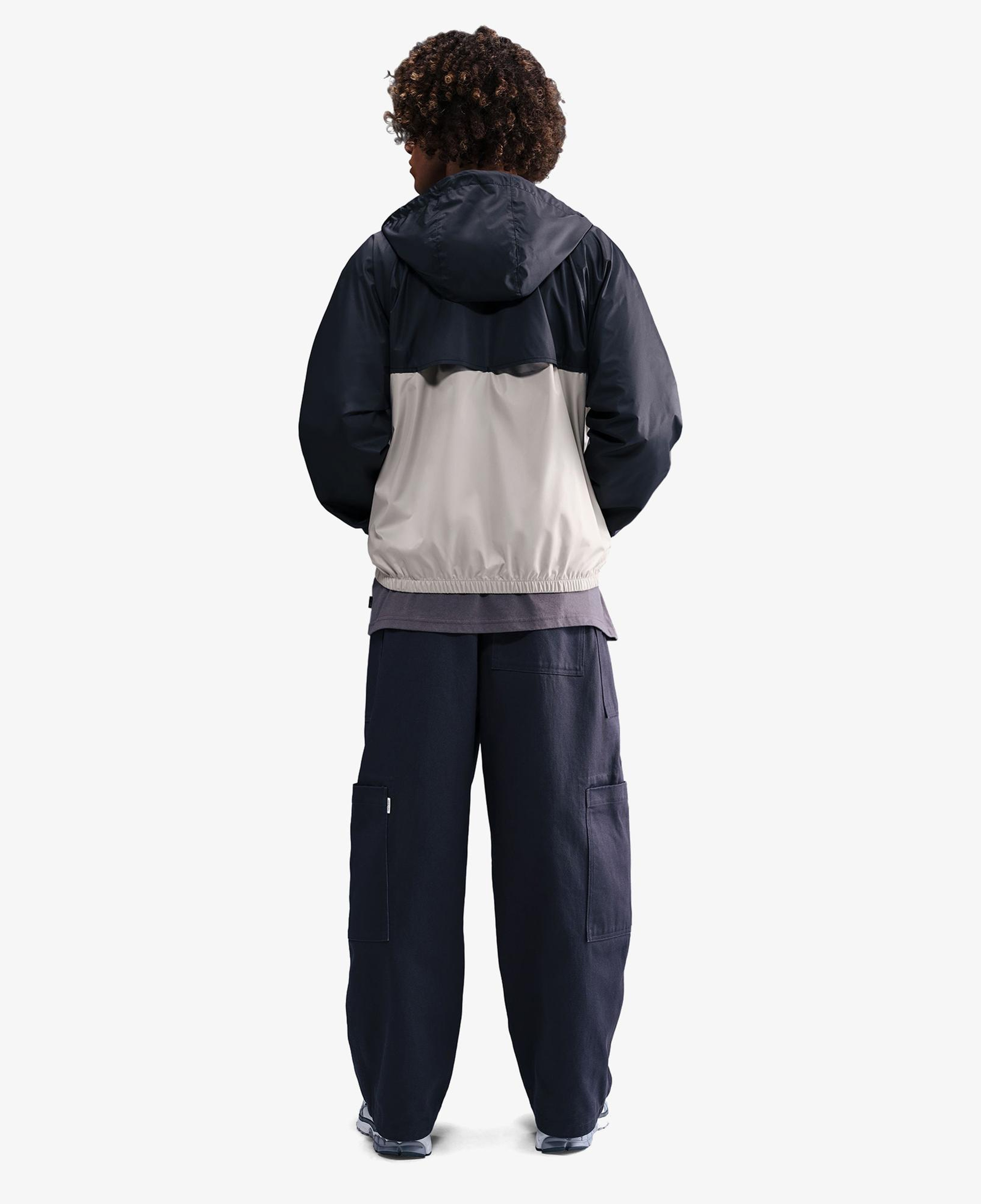 Nike Windrunner Erkek Siyah Ceket