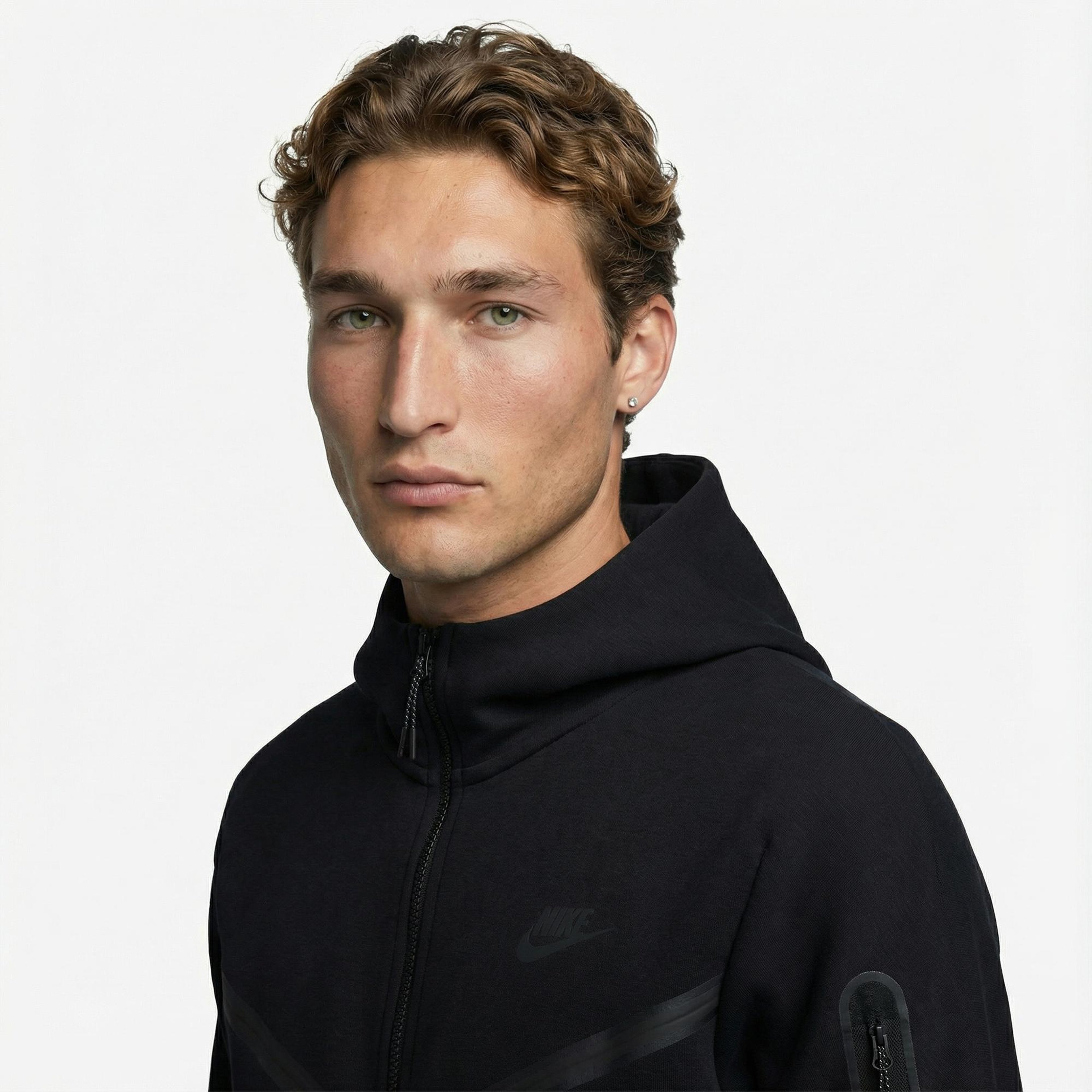 Nike Tech Fleece Erkek Siyah Kapüşonlu Hoodie