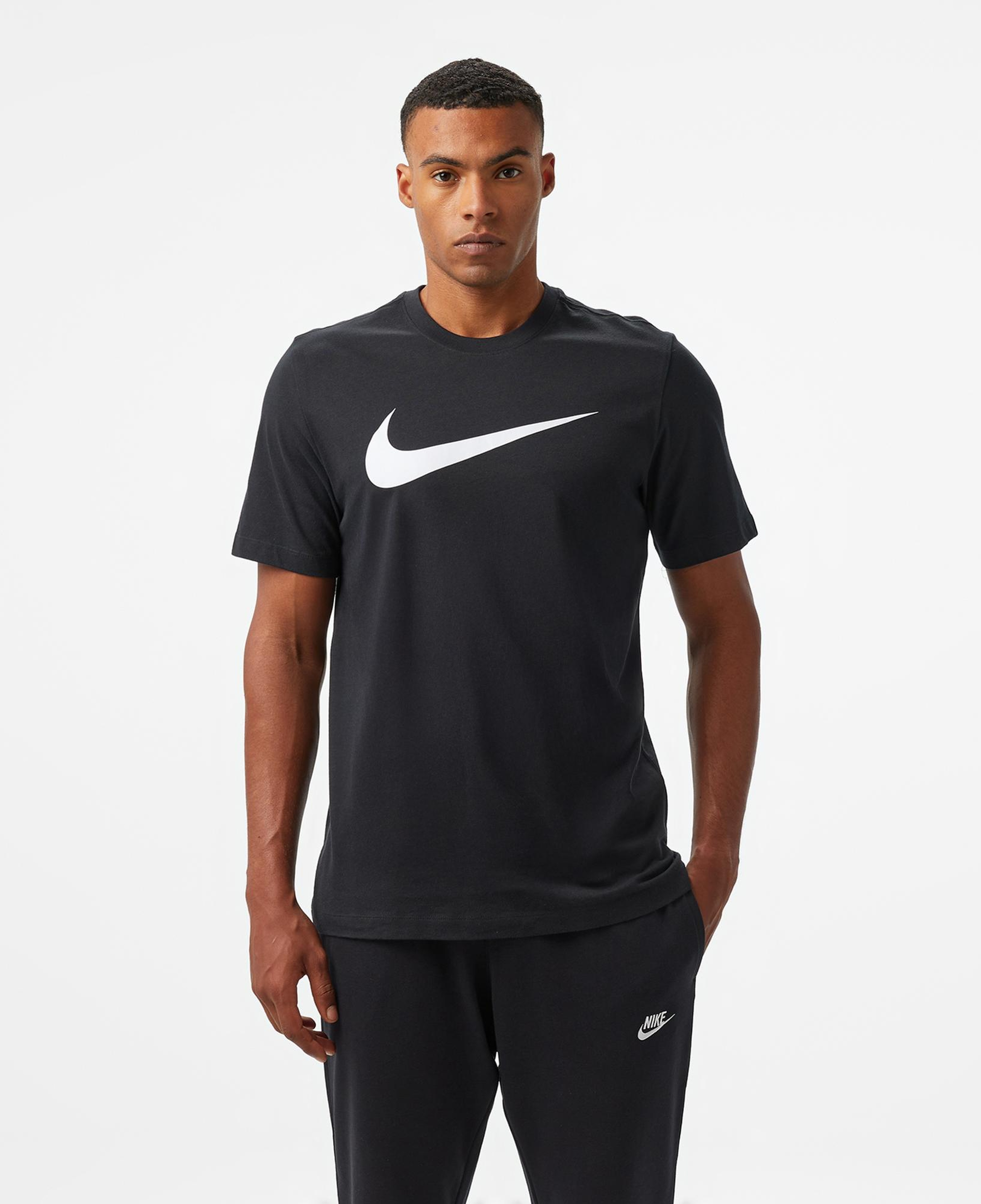 Nike Sportswear Icon Swoosh Erkek Siyah T-Shirt