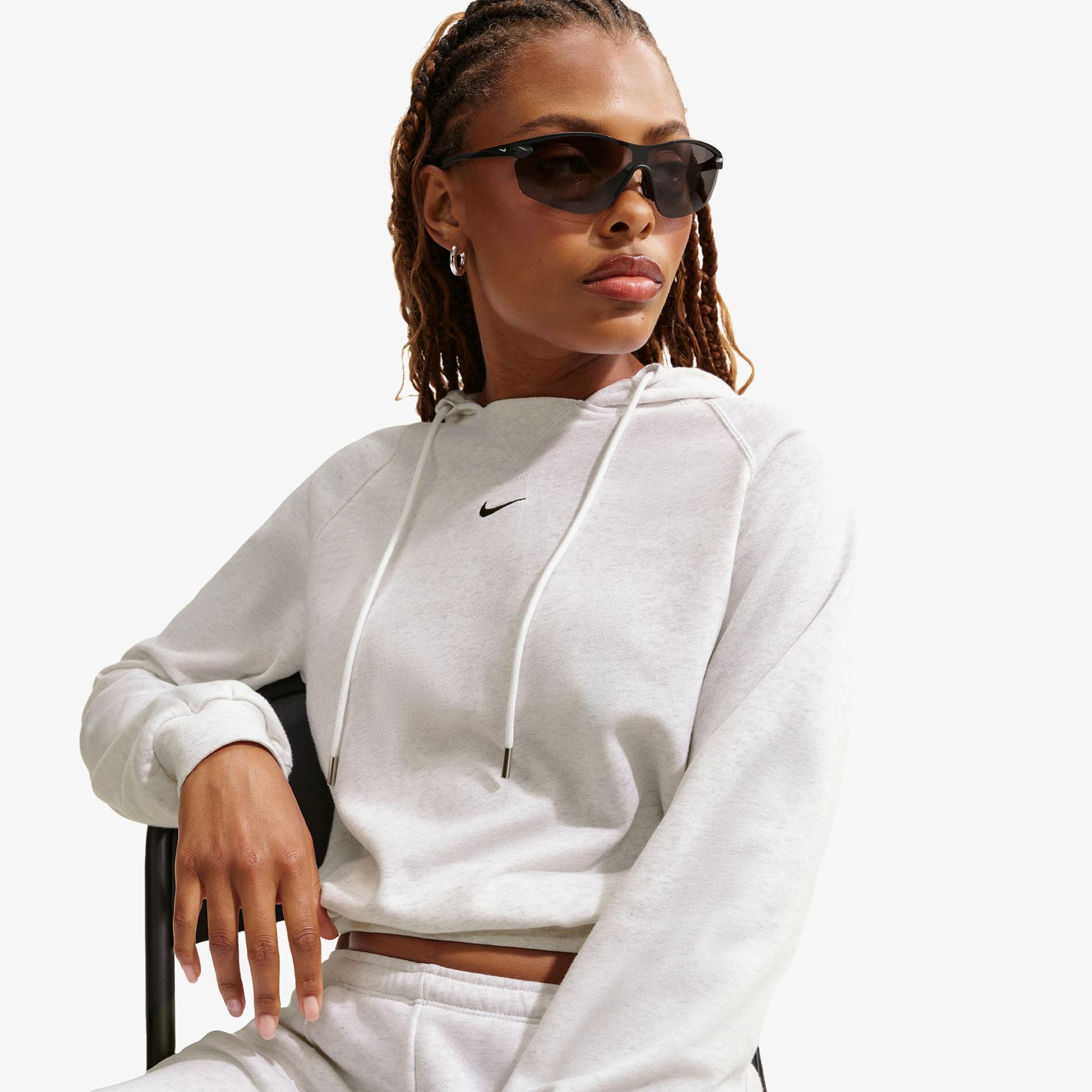 Nike Sportswear Chill Terry Kadın Beyaz Sweatshirt