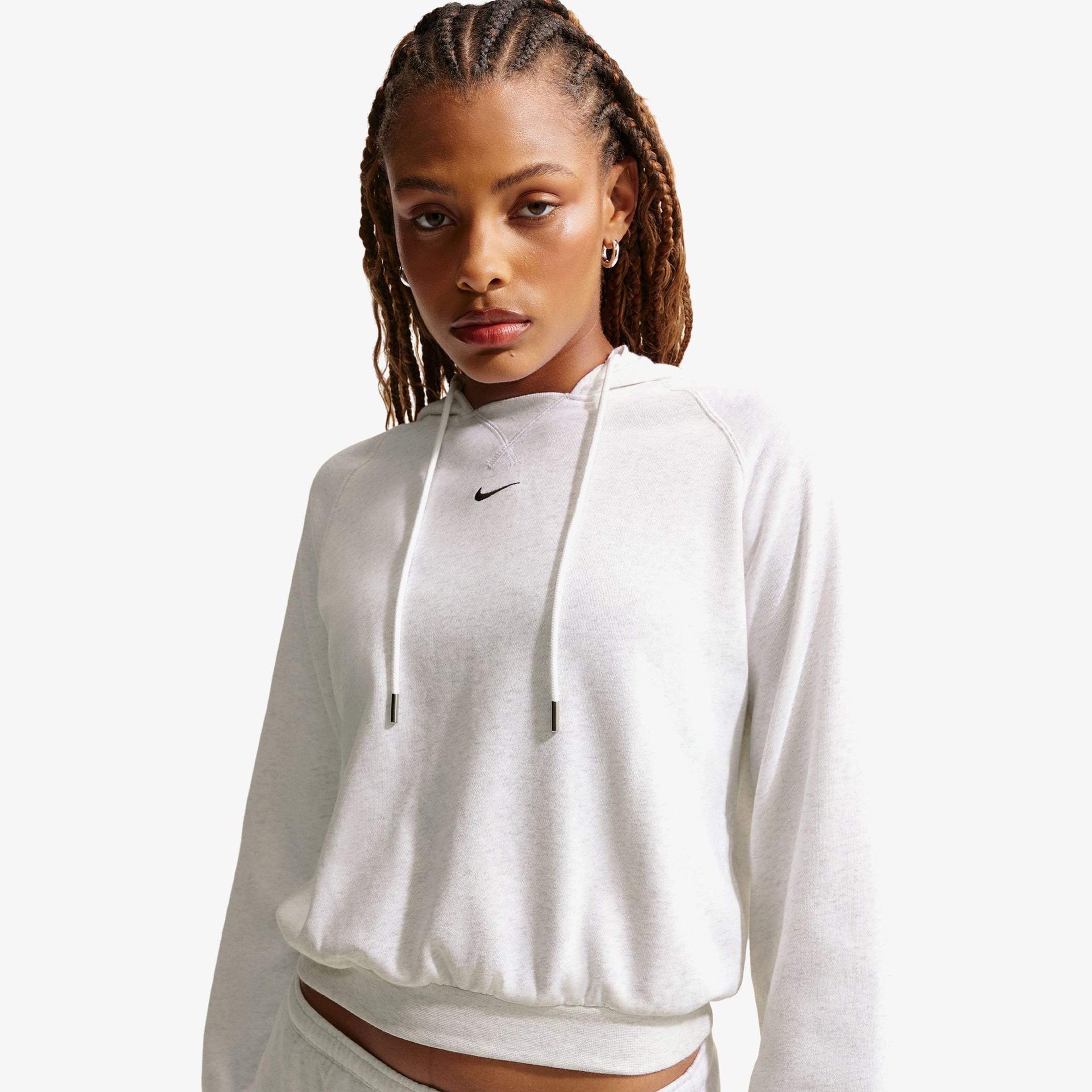 Nike Sportswear Chill Terry Kadın Beyaz Sweatshirt