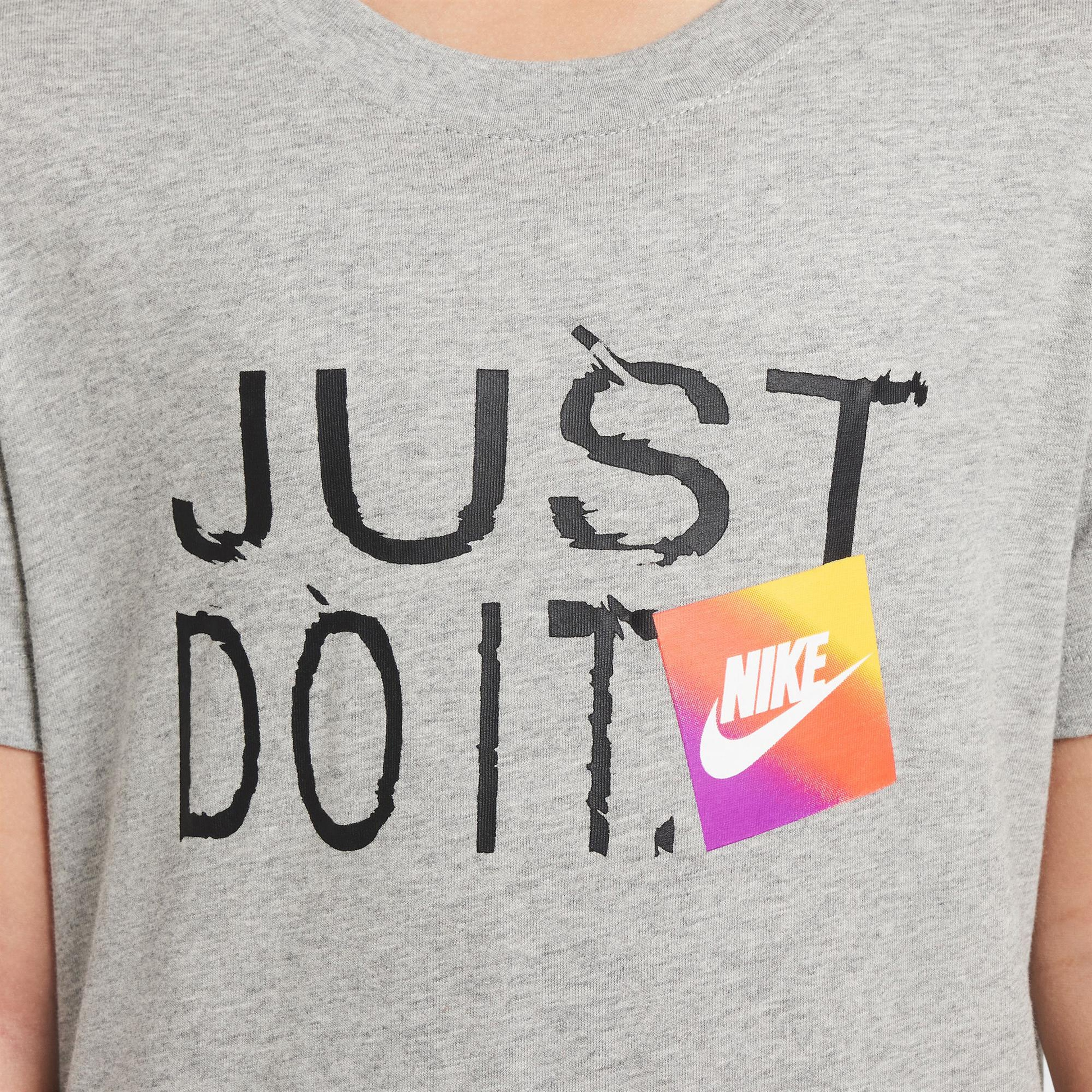 Nike Sportswear Çocuk Gri T-Shirt