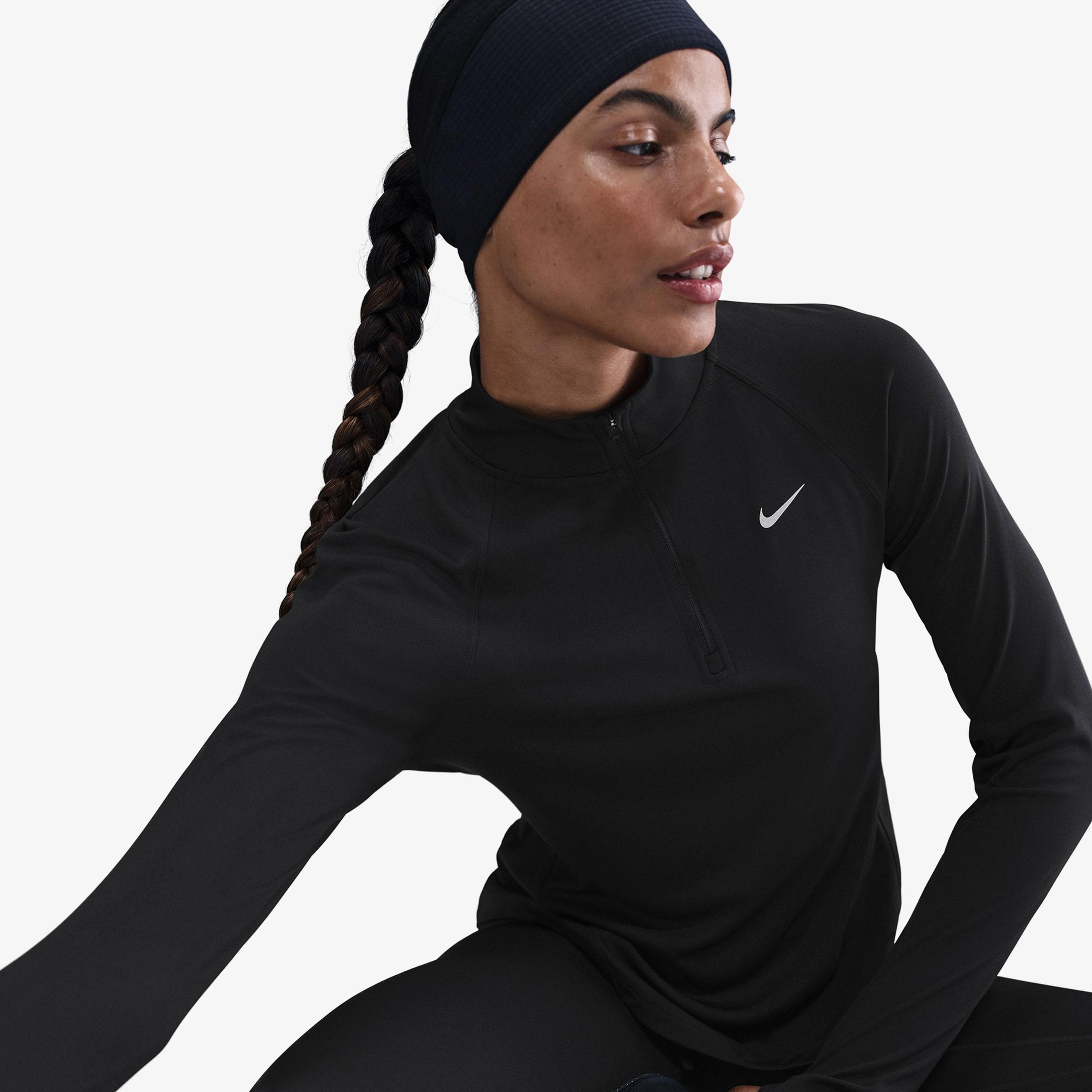 Nike Dri-Fit Tempo Swoosh Run Kadın Siyah T-Shirt