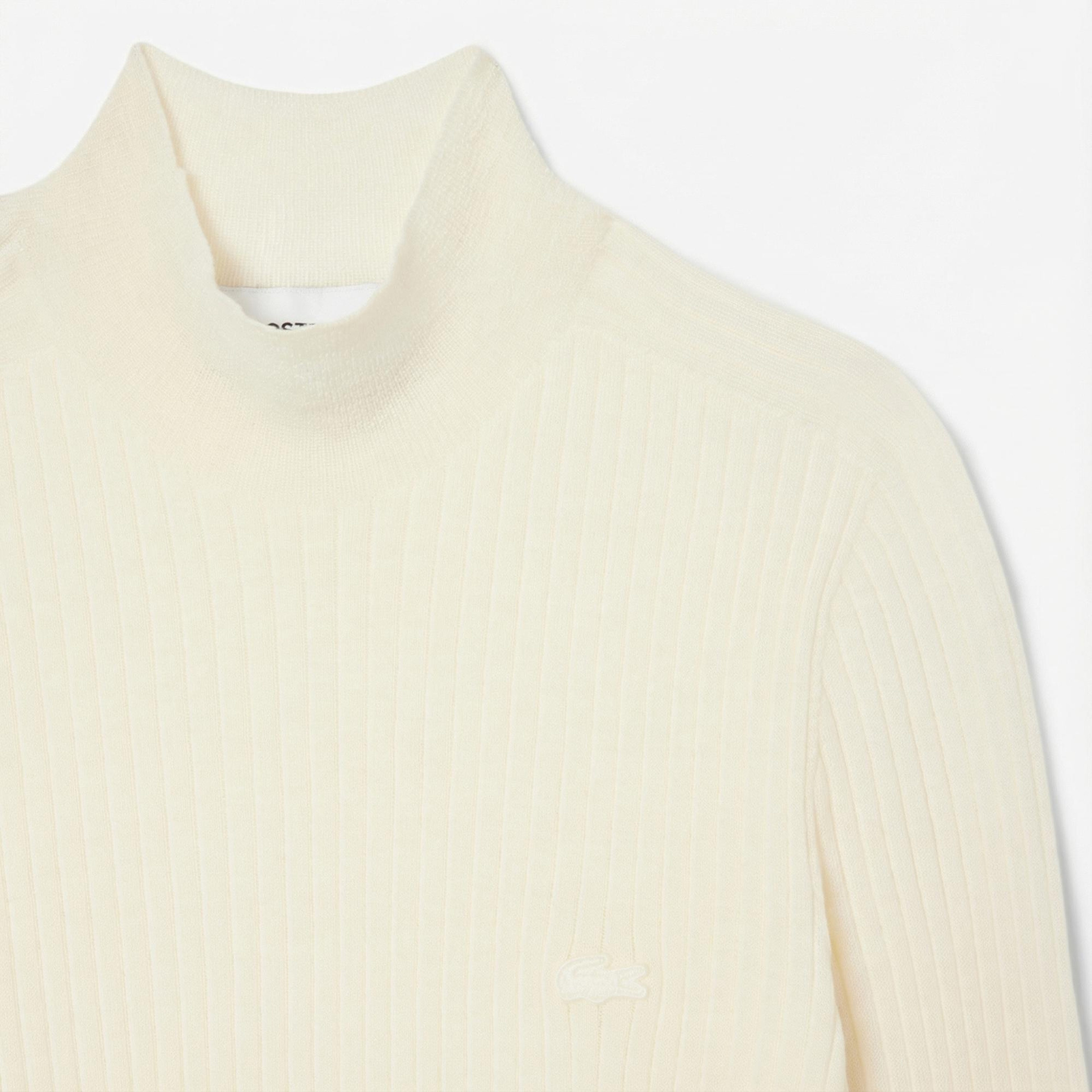 Lacoste Kadın Slim Fit Dik Yaka Beyaz Kazak