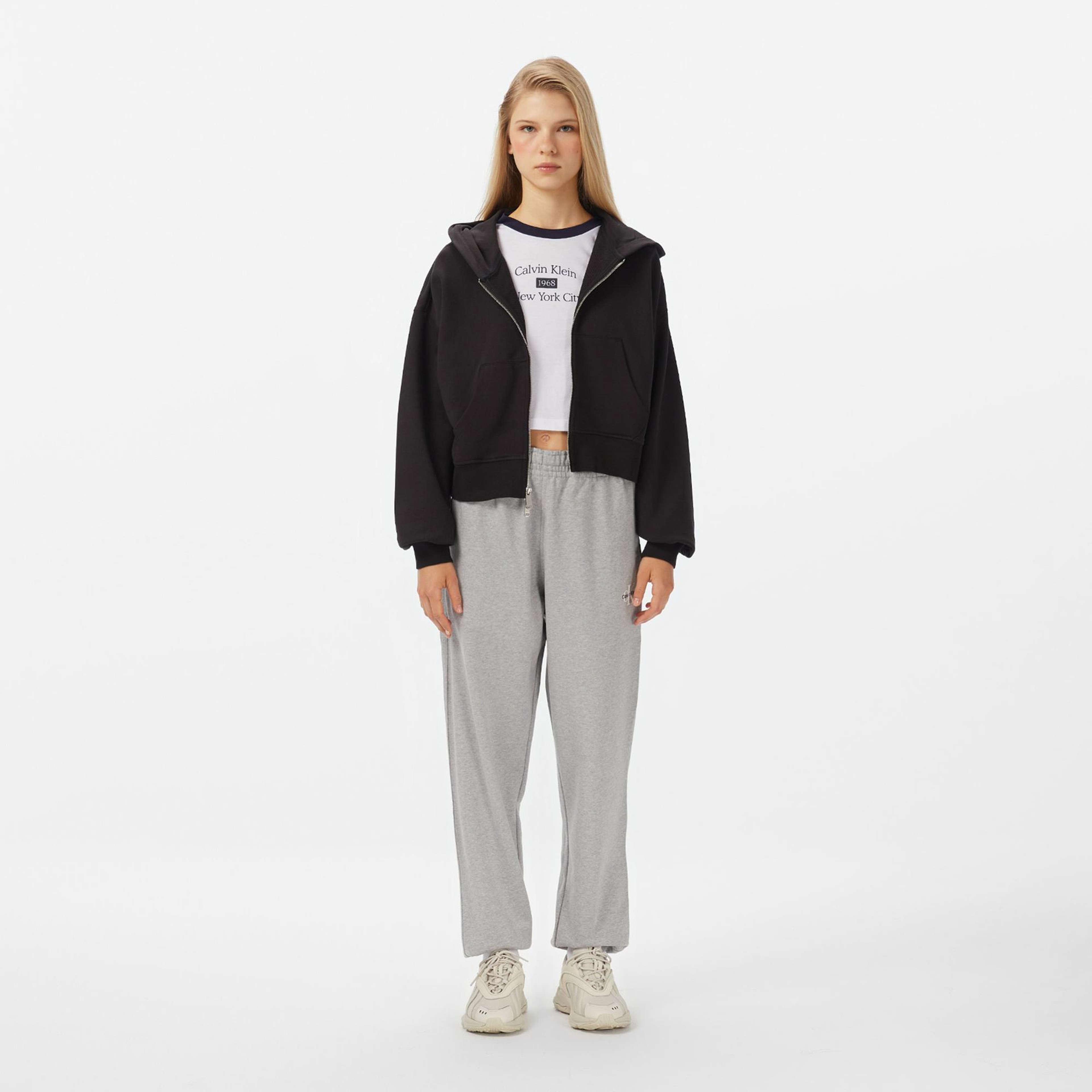 Calvin Klein French Terry Badge Logo Kadın Siyah Sweatshirt