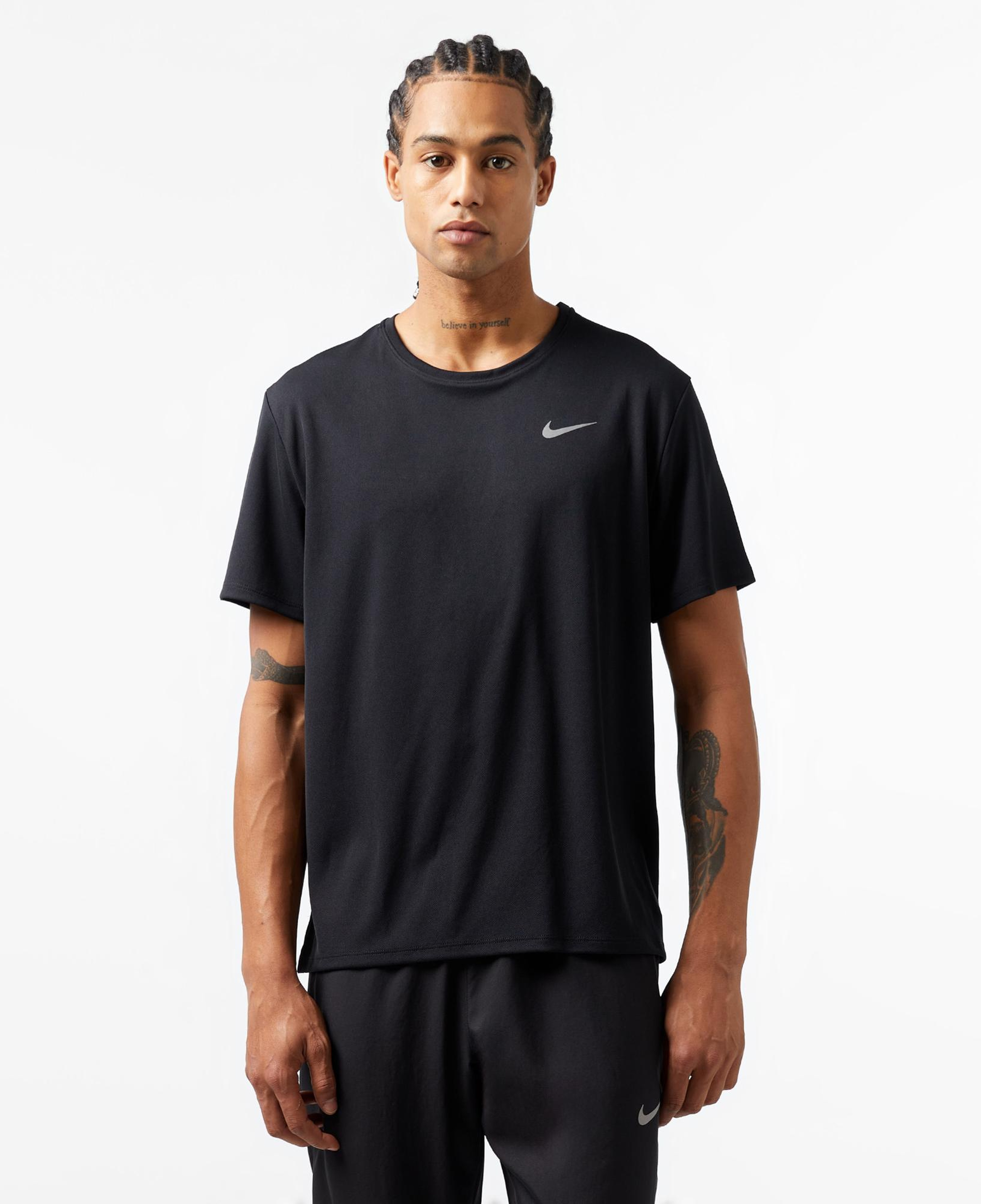 Nike Dri-Fit Miler Erkek Siyah T-Shirt