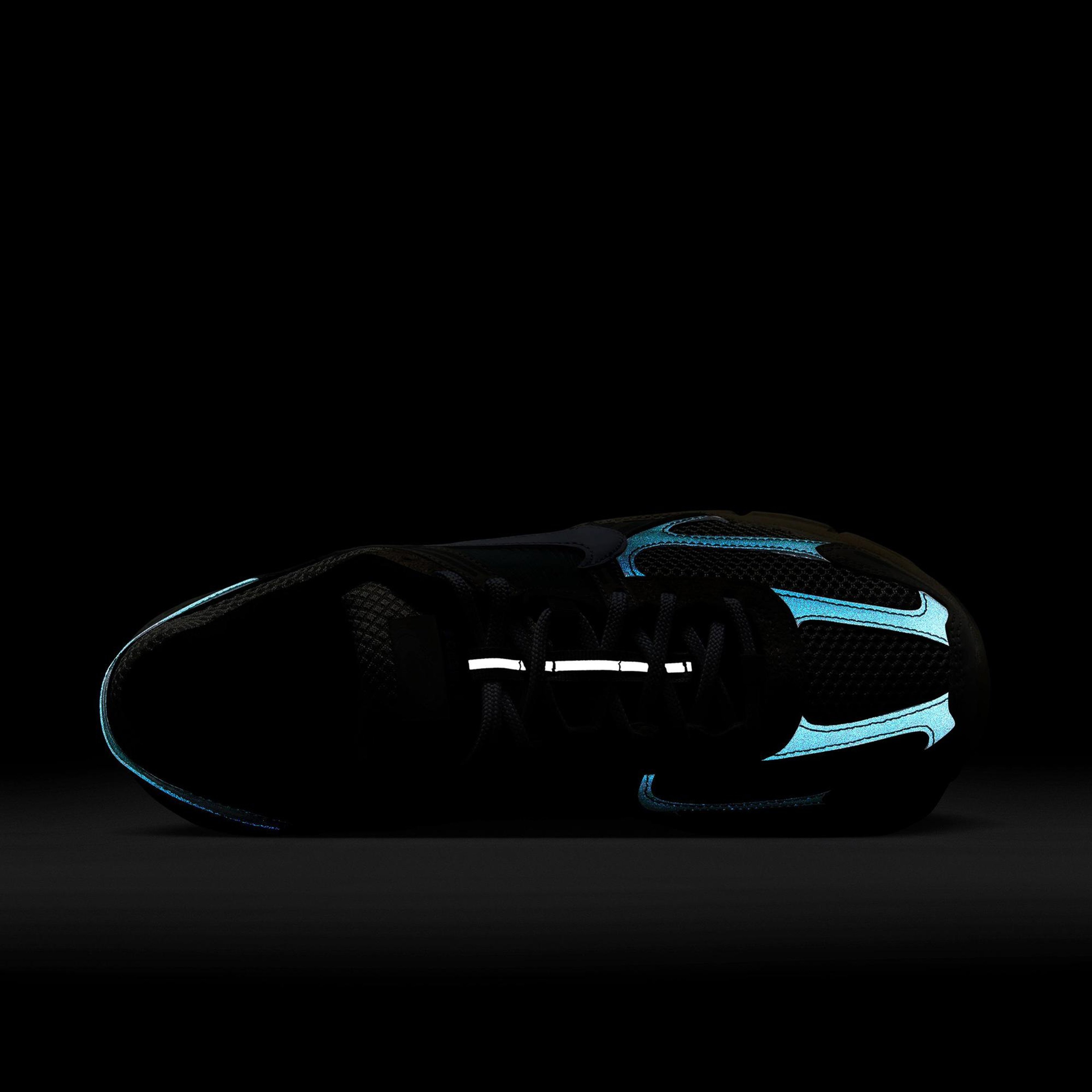 Nike Zoom Vomero 5 Premium Erkek Beyaz Spor Ayakkabı