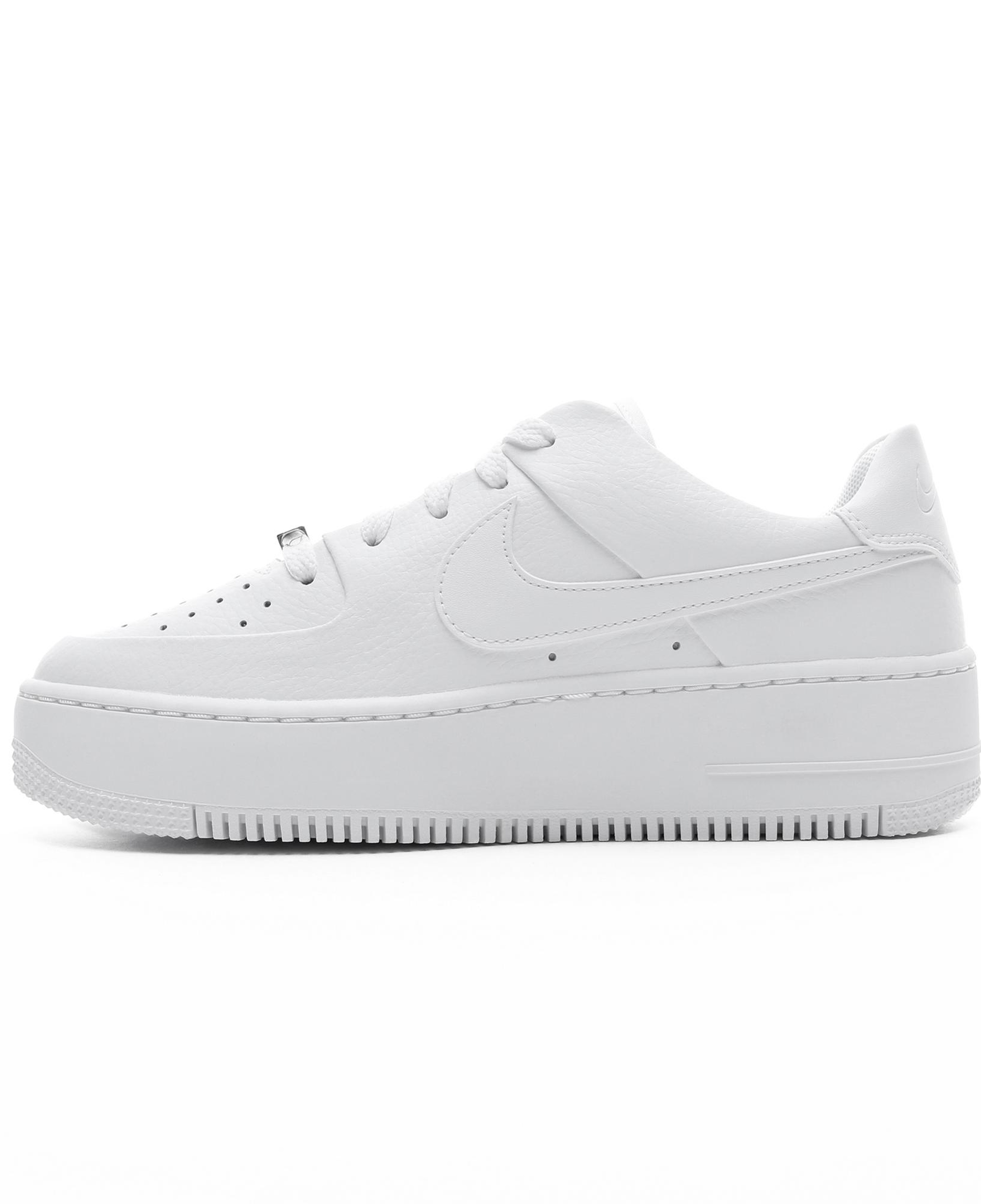 Nike Air Force 1 Sage Low Kadın Beyaz Spor Ayakkabı