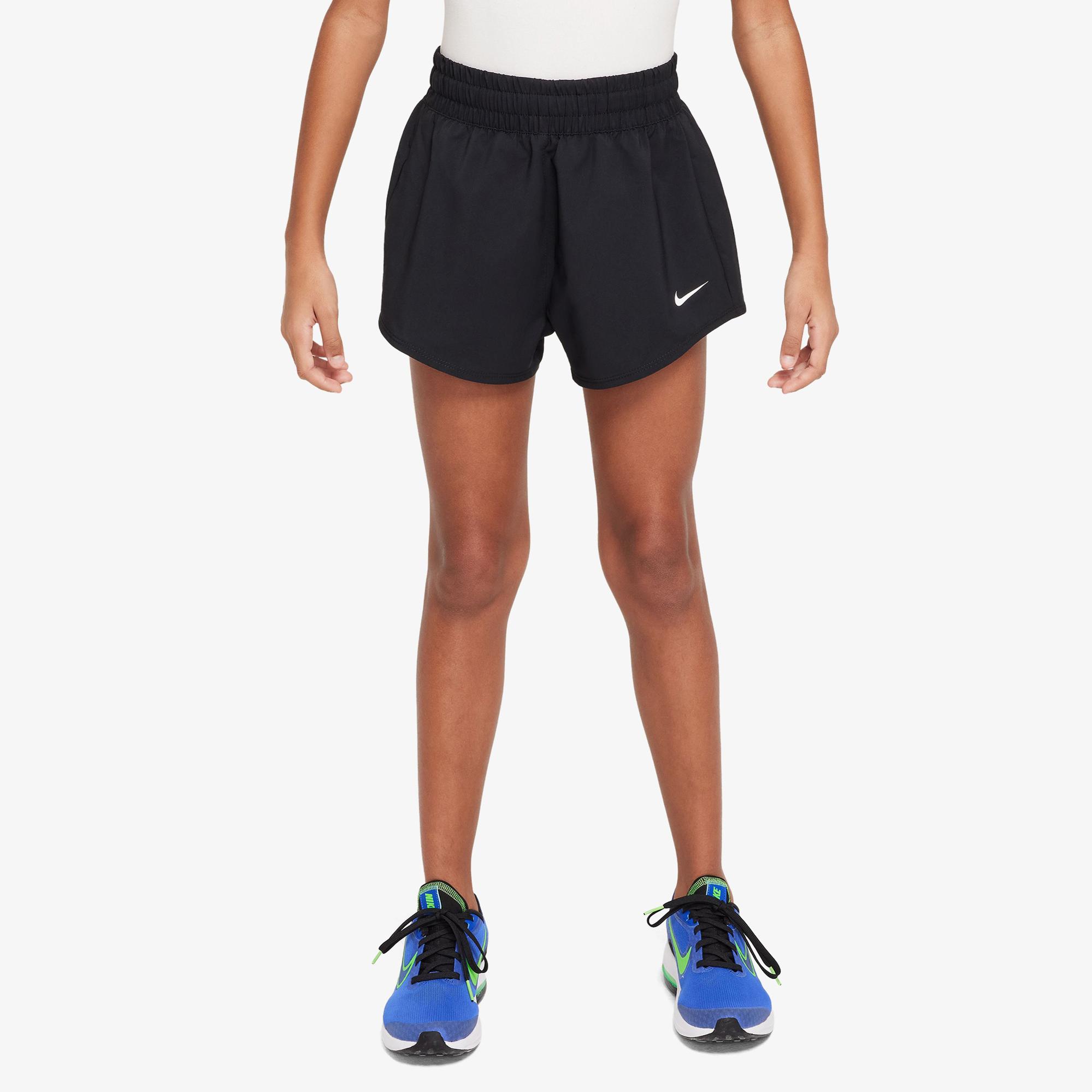 Nike Dri-Fit One 8 cm Çocuk Siyah Şort