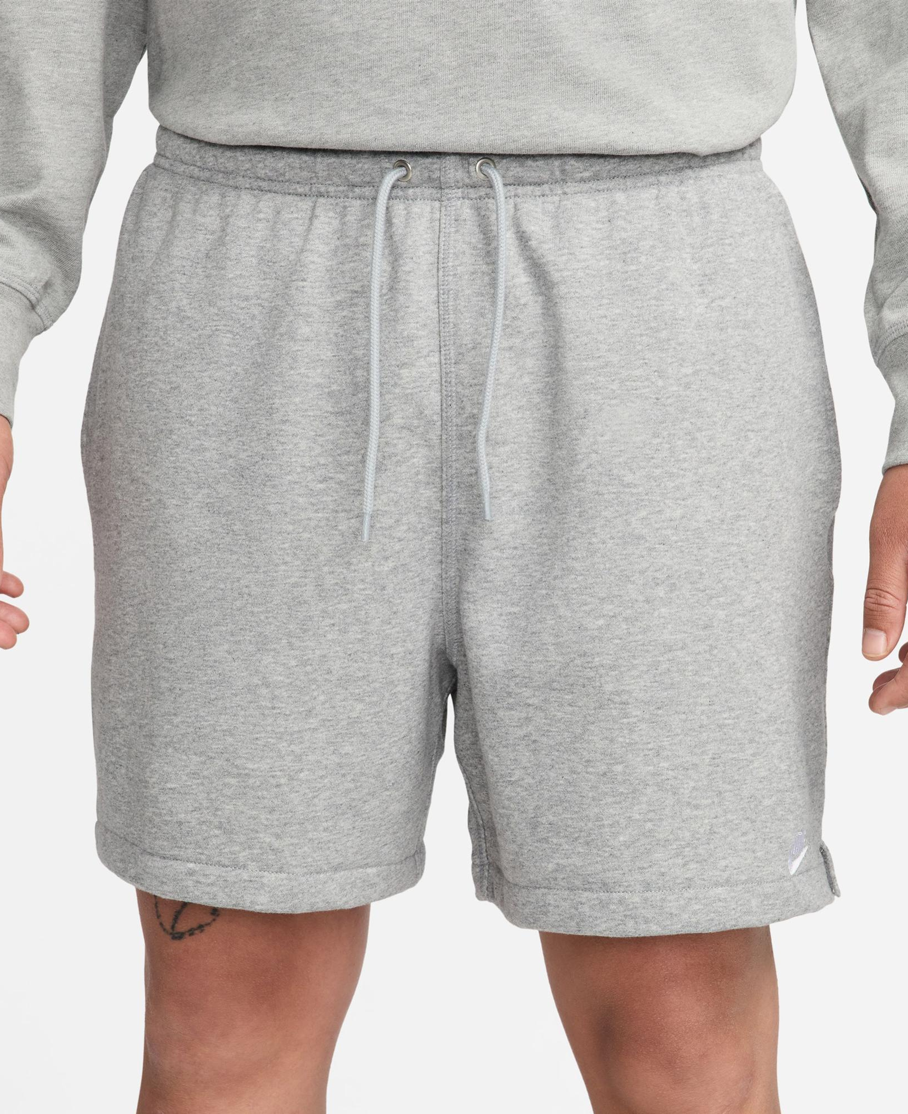 Nike Club Erkek Gri Şort